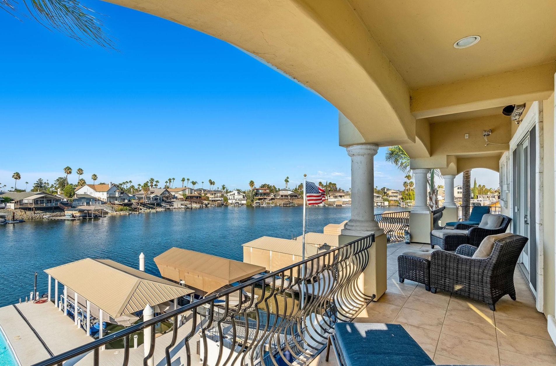 5055 Cabrillo Pt