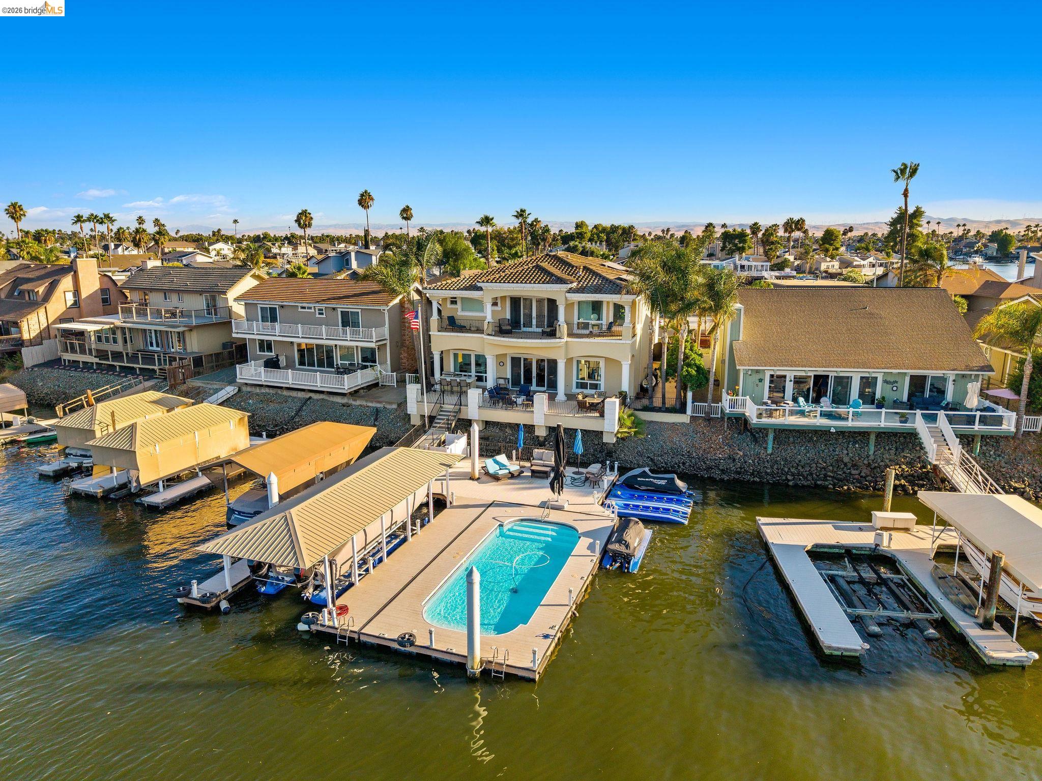 5055 Cabrillo Pt