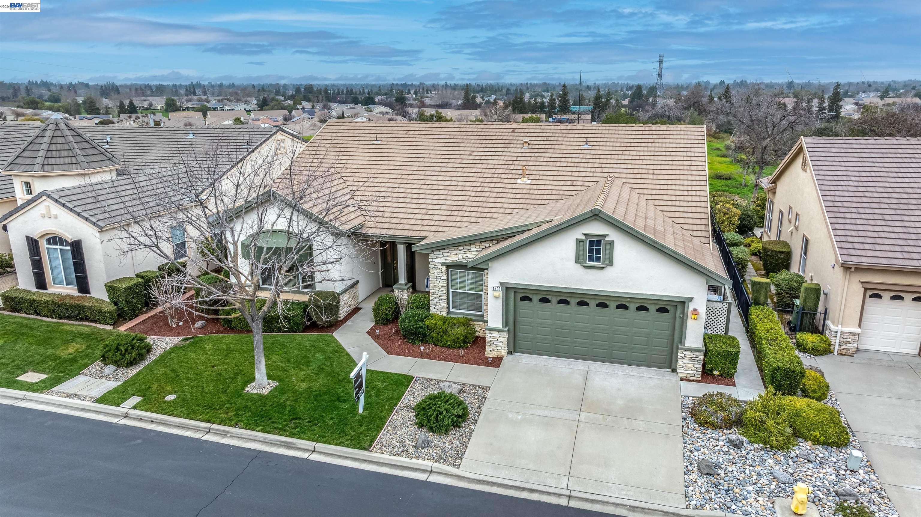 1503 Bismarck Ln