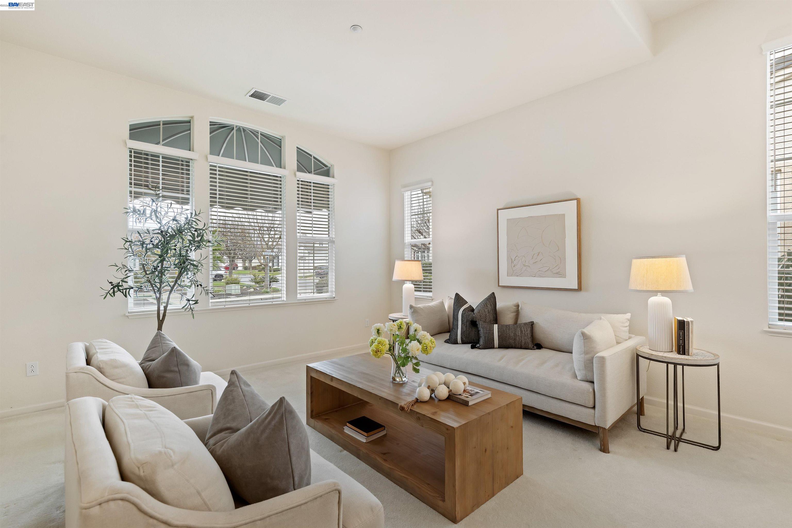 1503 Bismarck Ln