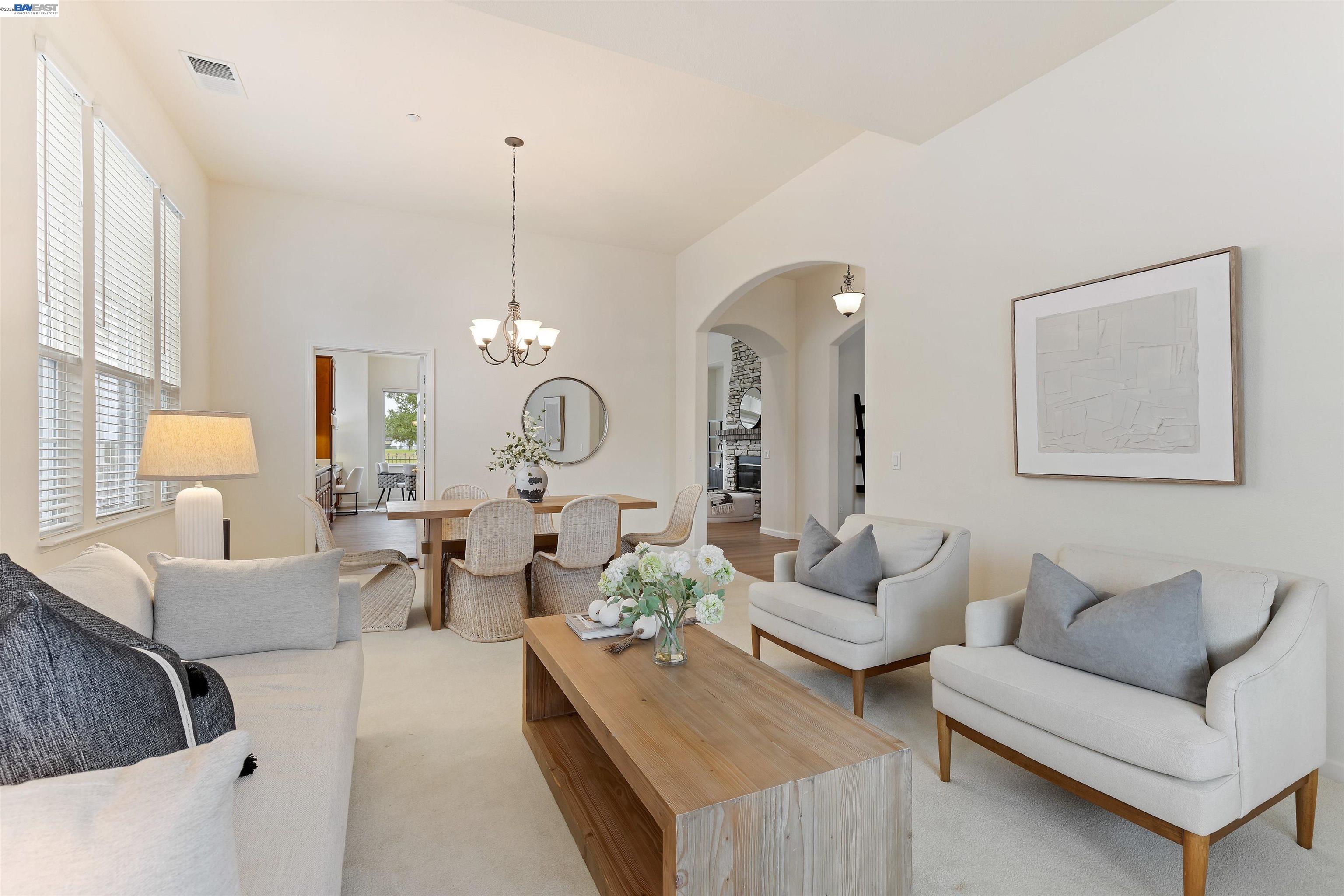 1503 Bismarck Ln