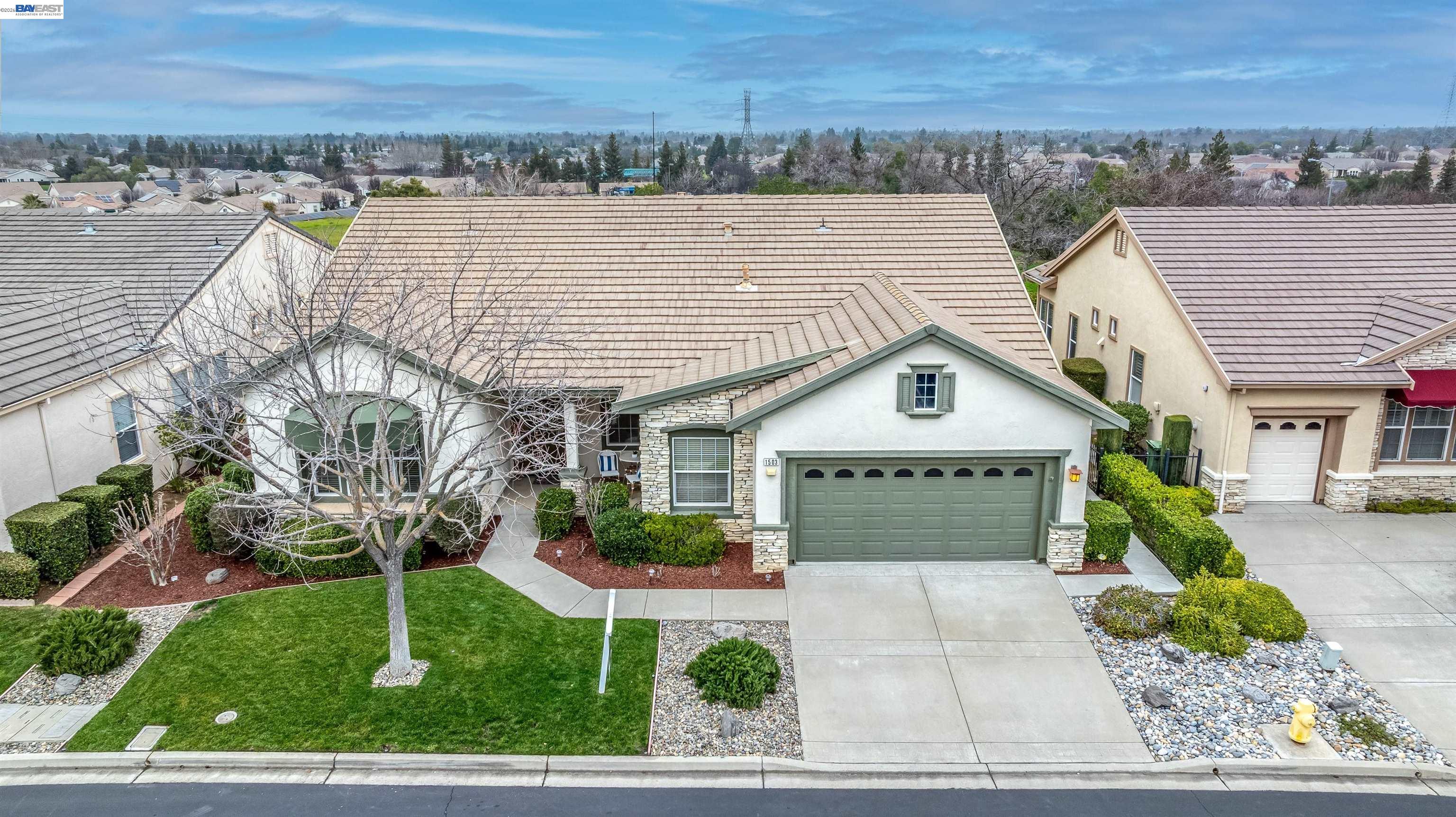 1503 Bismarck Ln