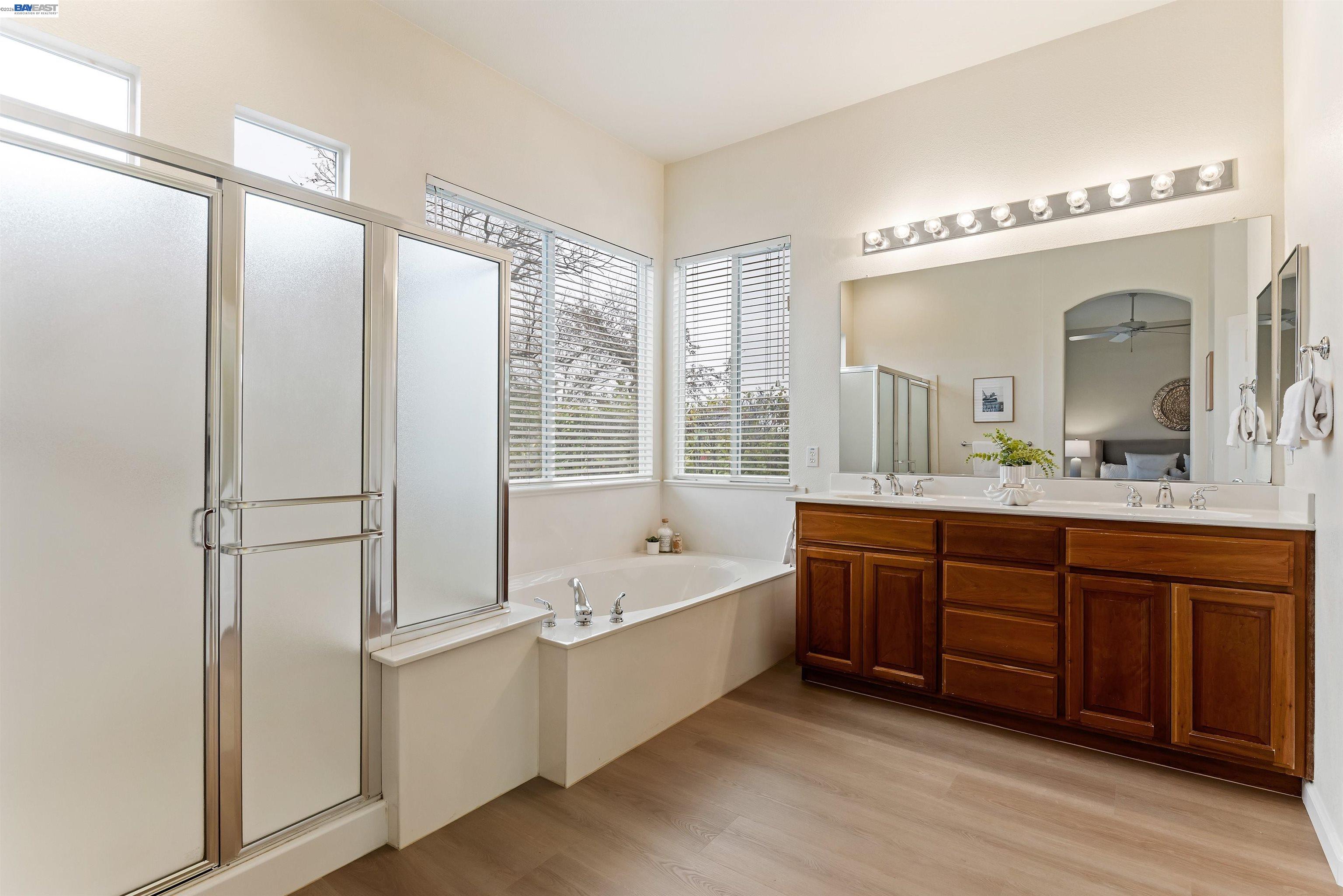 1503 Bismarck Ln