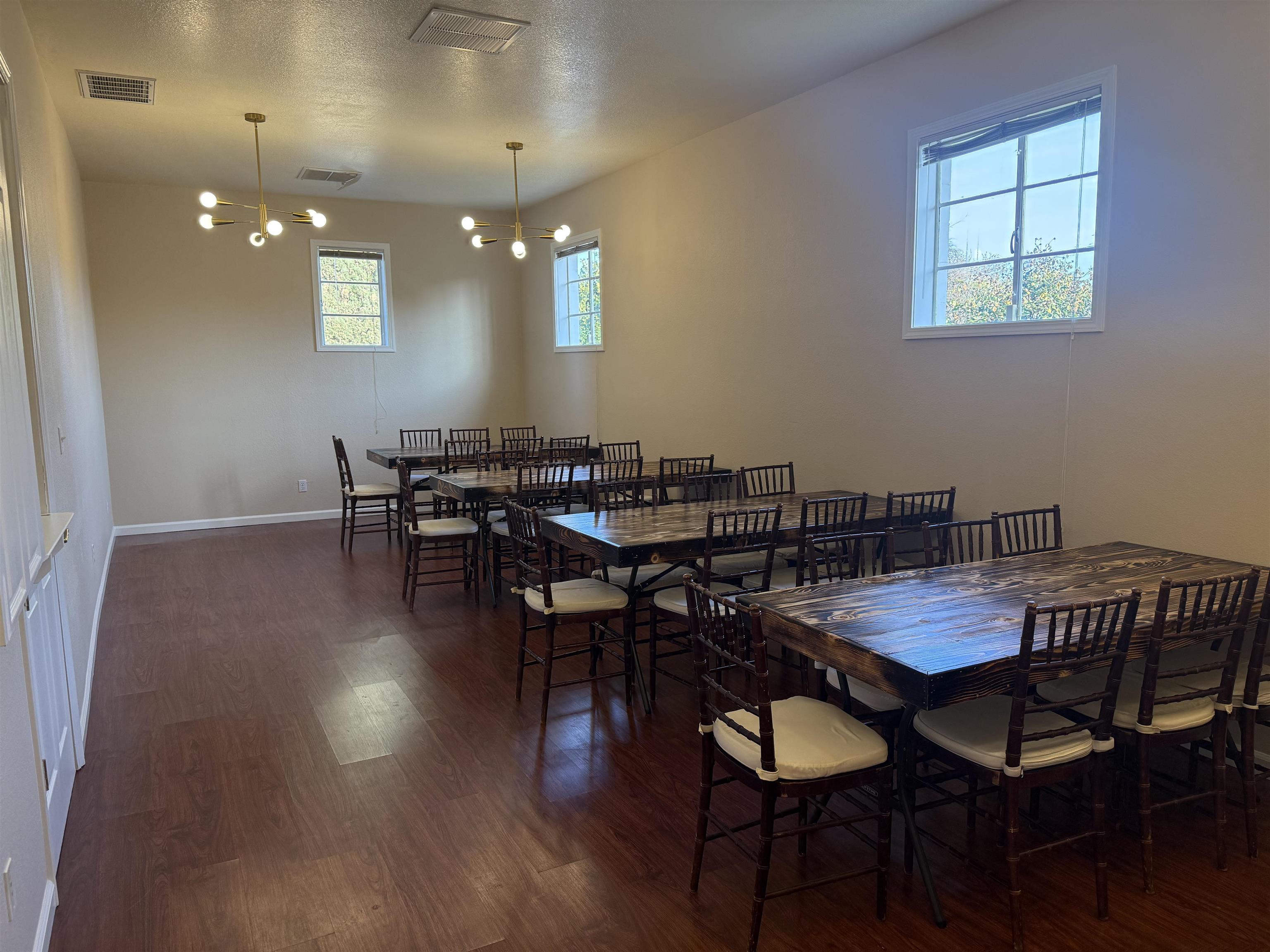 654 3rd Street