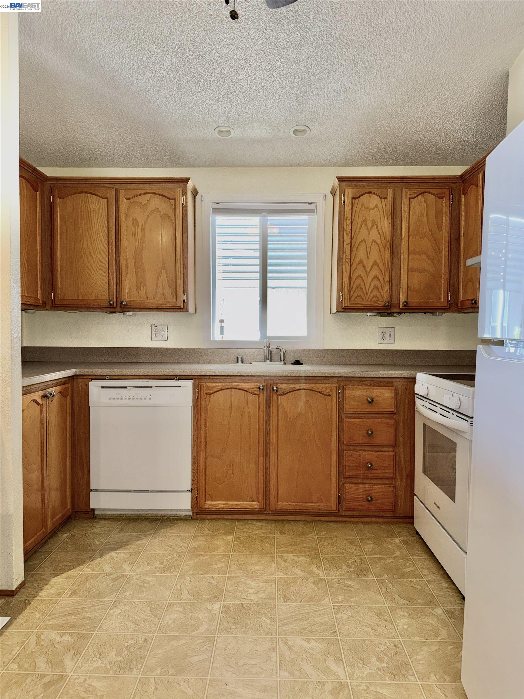 3660 Walnut Blvd # 6 Unit: TRLR 6