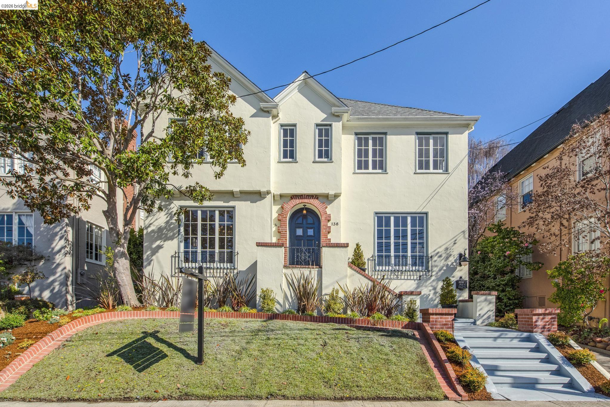 136 Waldo Ave