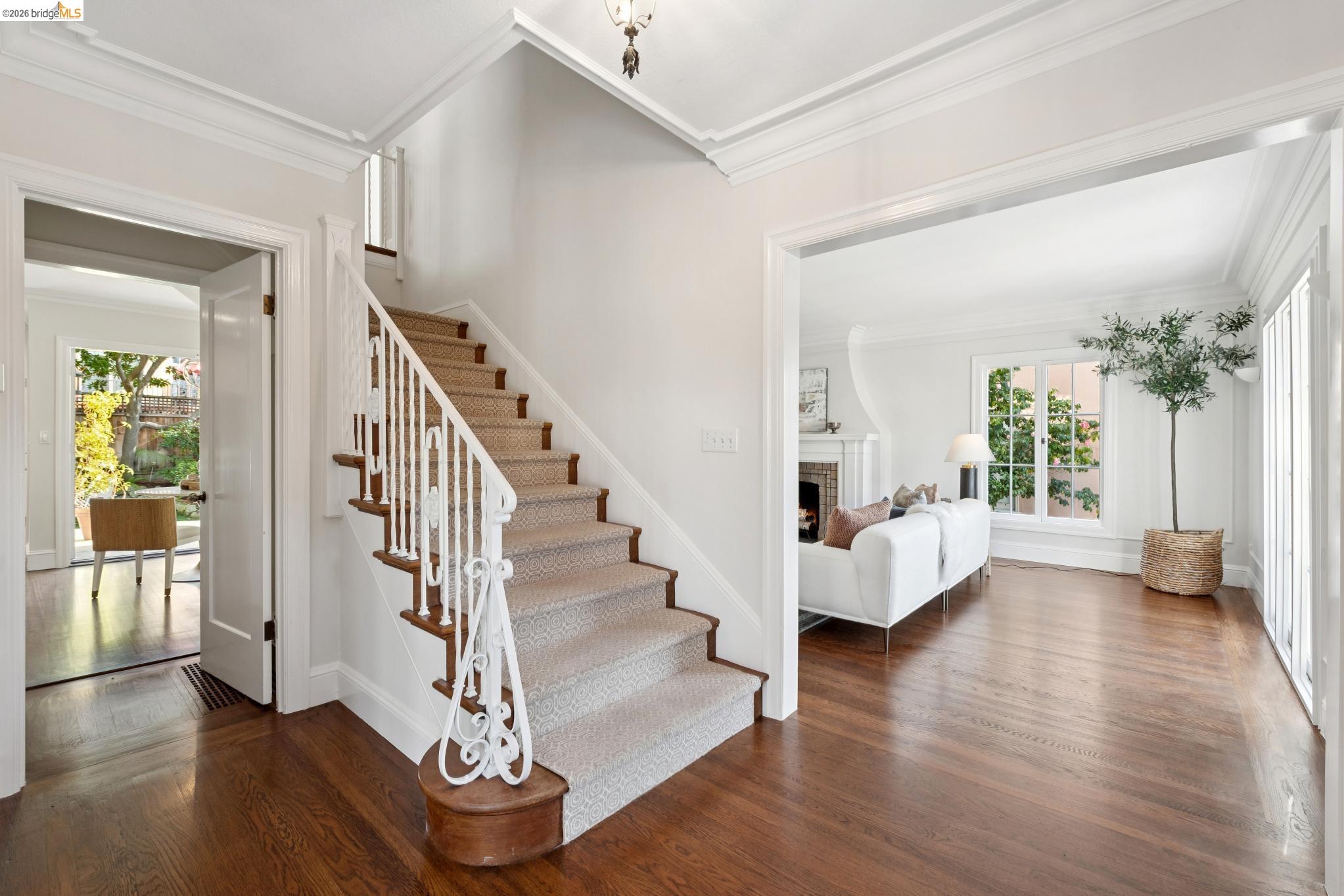 136 Waldo Ave