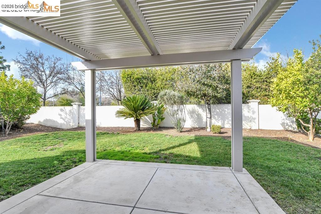 935 Centennial Dr