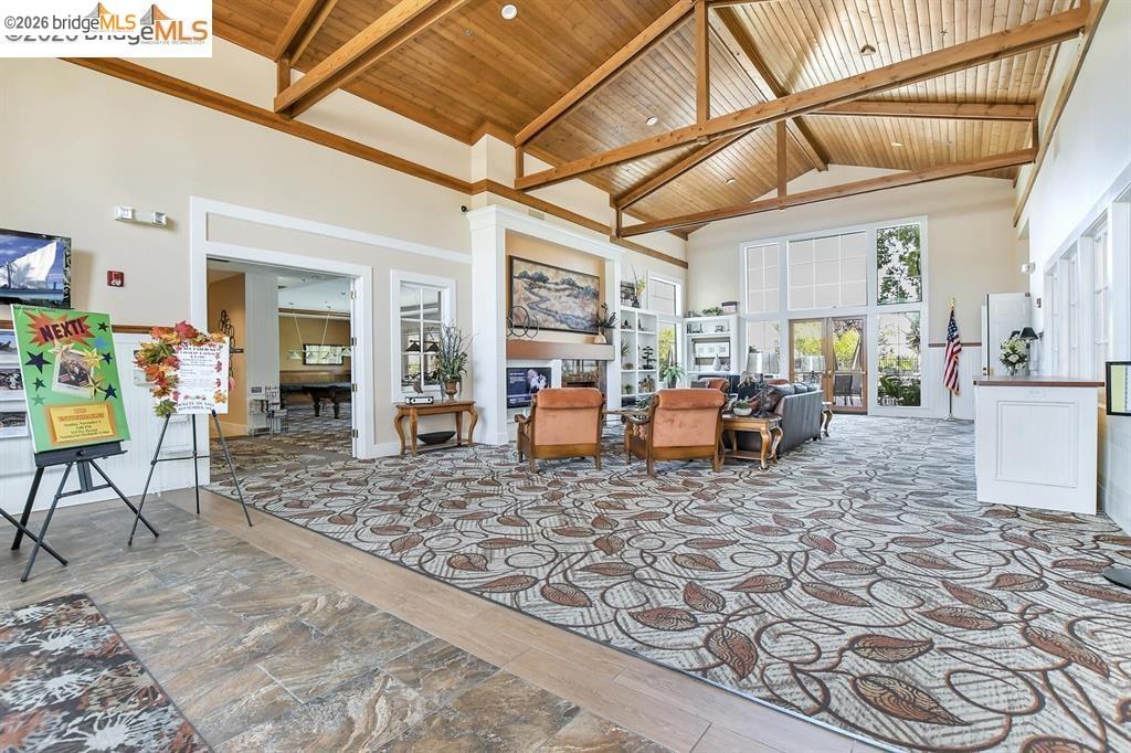 935 Centennial Dr