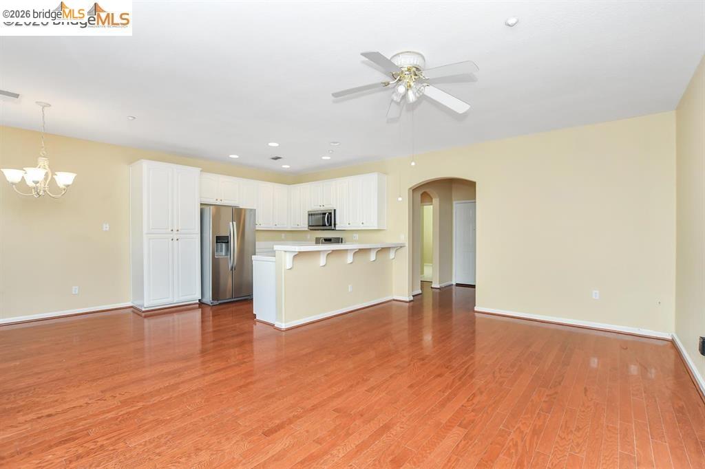935 Centennial Dr