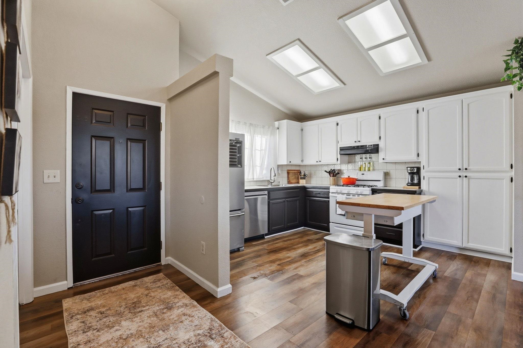 799 Morgans Ranch Cir