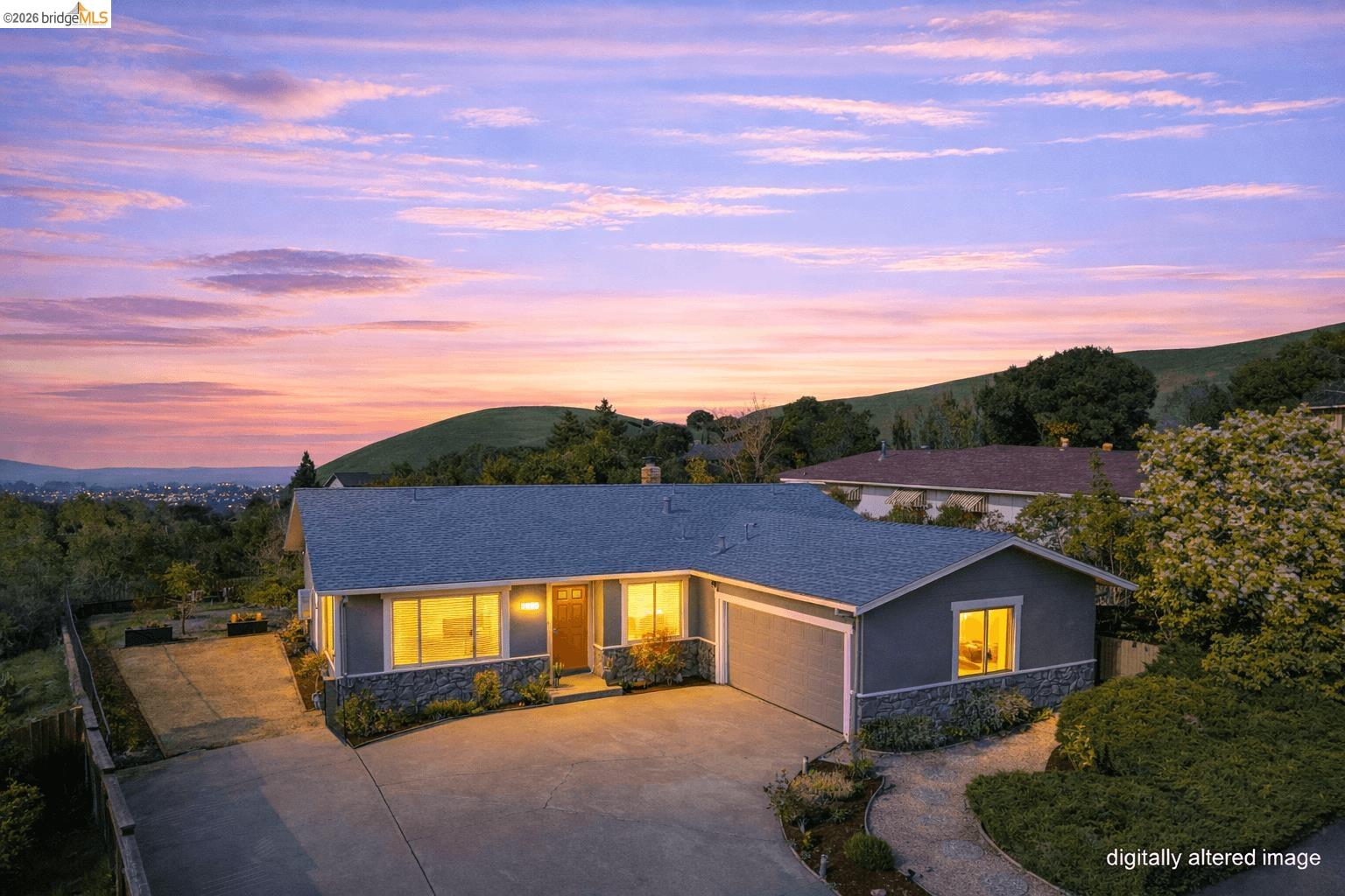 2662 Carmelita Way