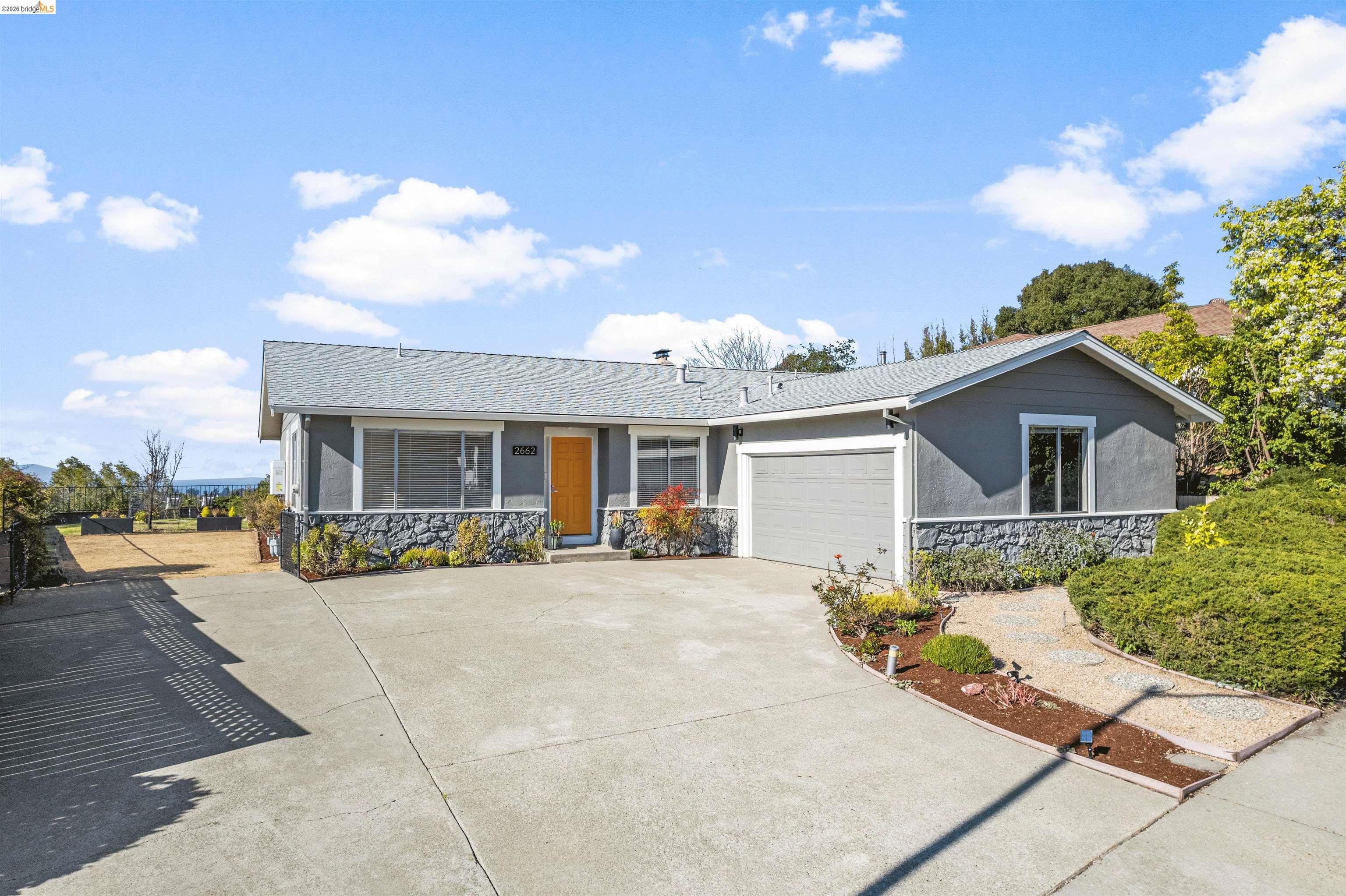 2662 Carmelita Way