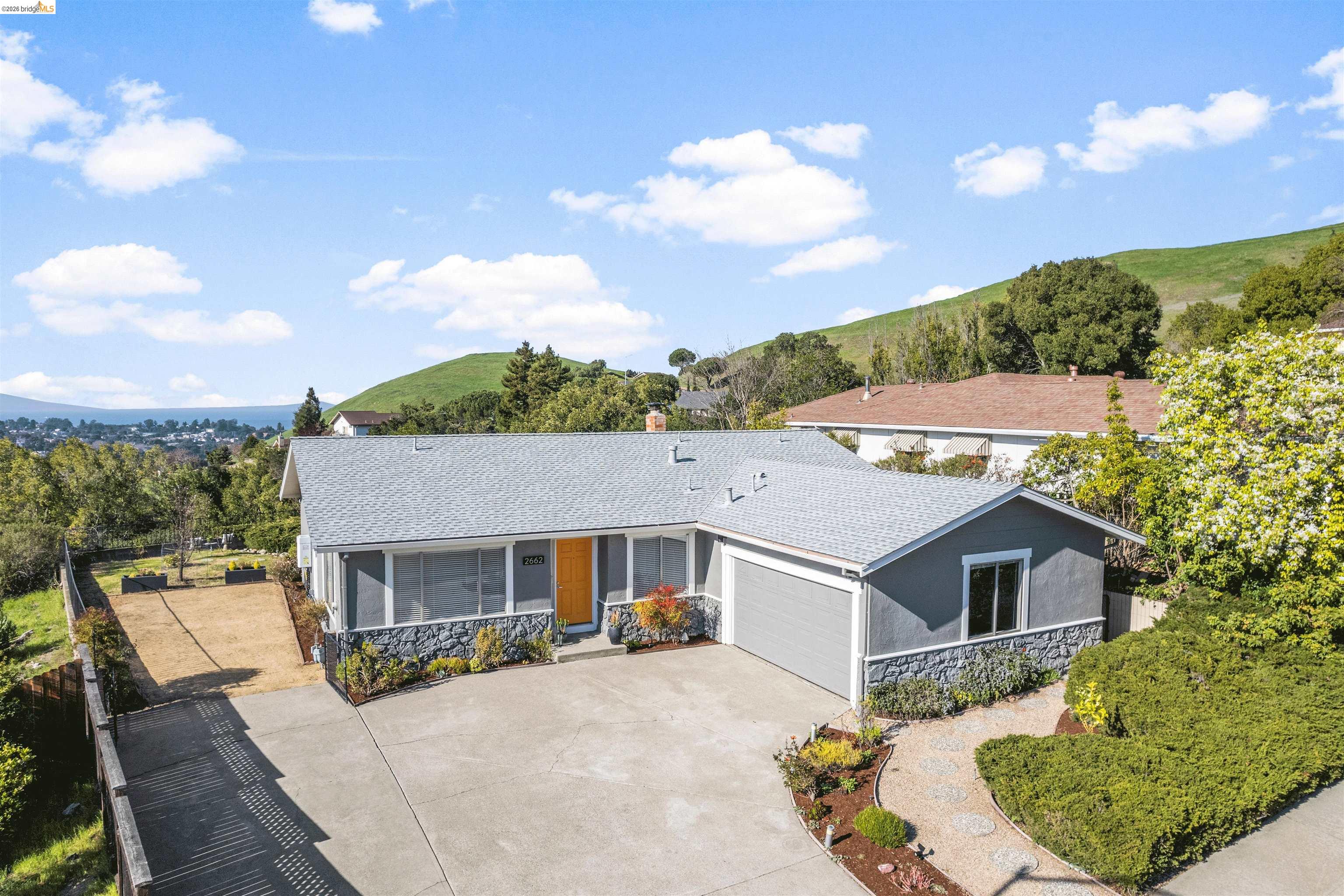 2662 Carmelita Way