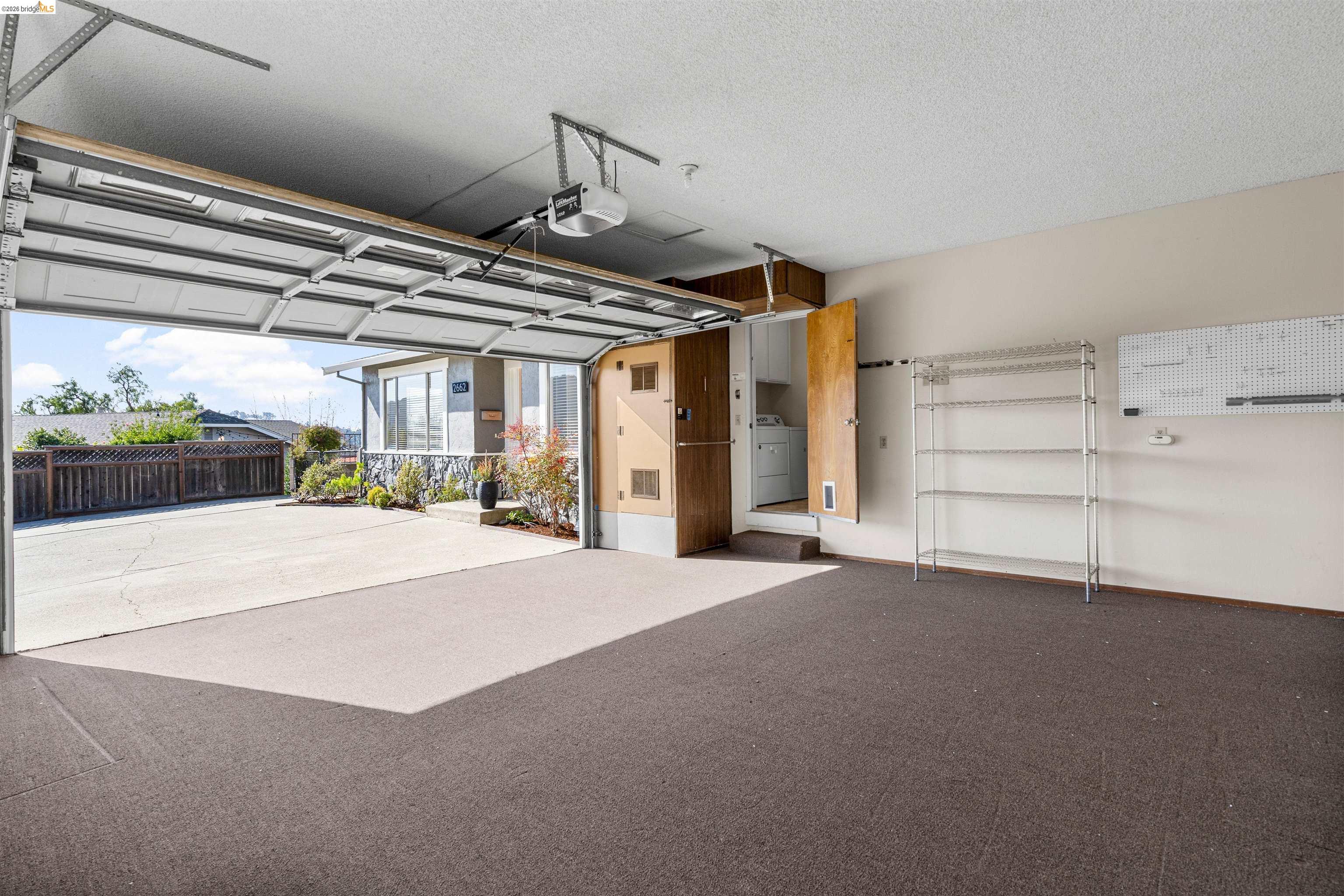 2662 Carmelita Way