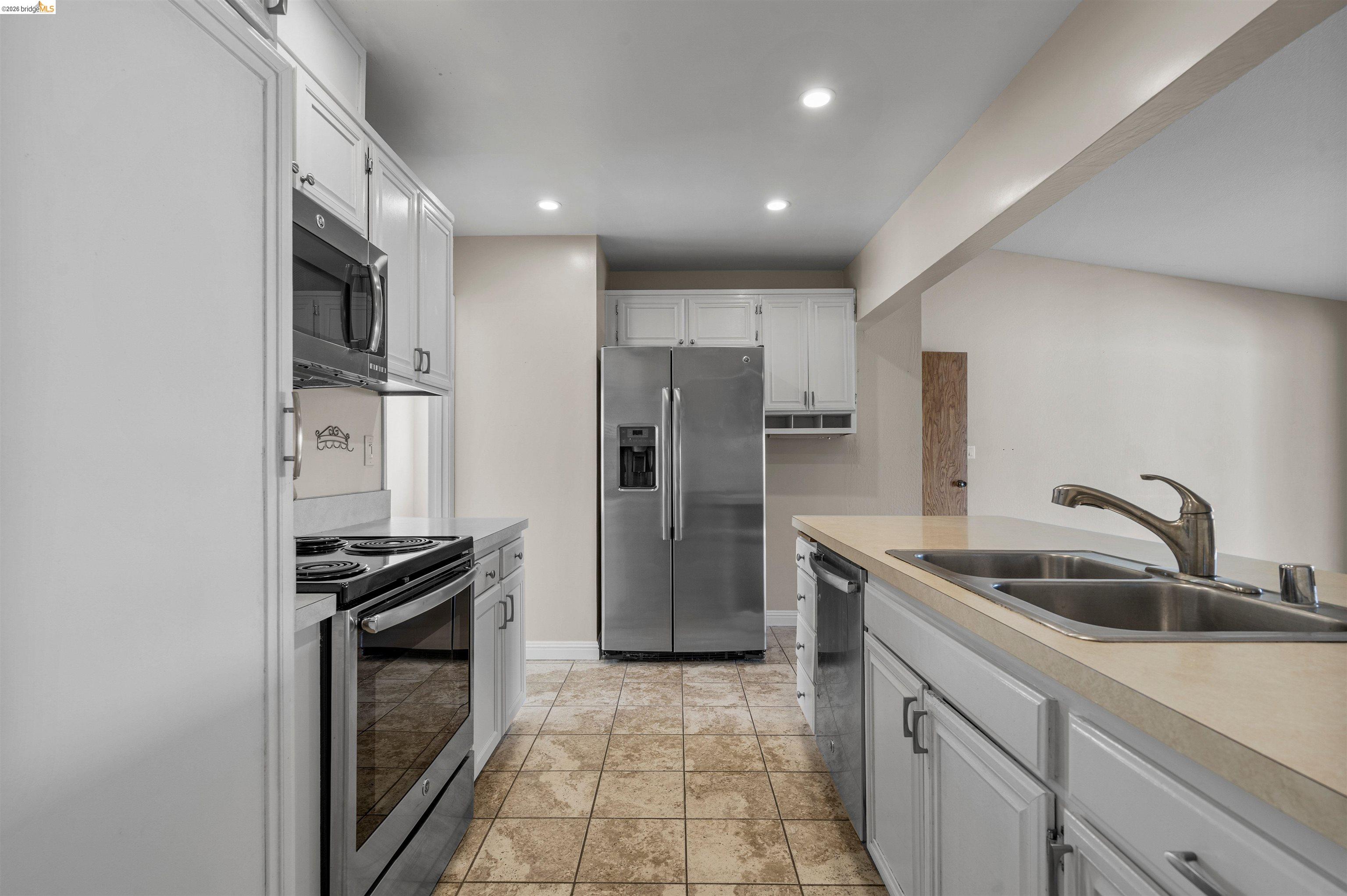 2662 Carmelita Way