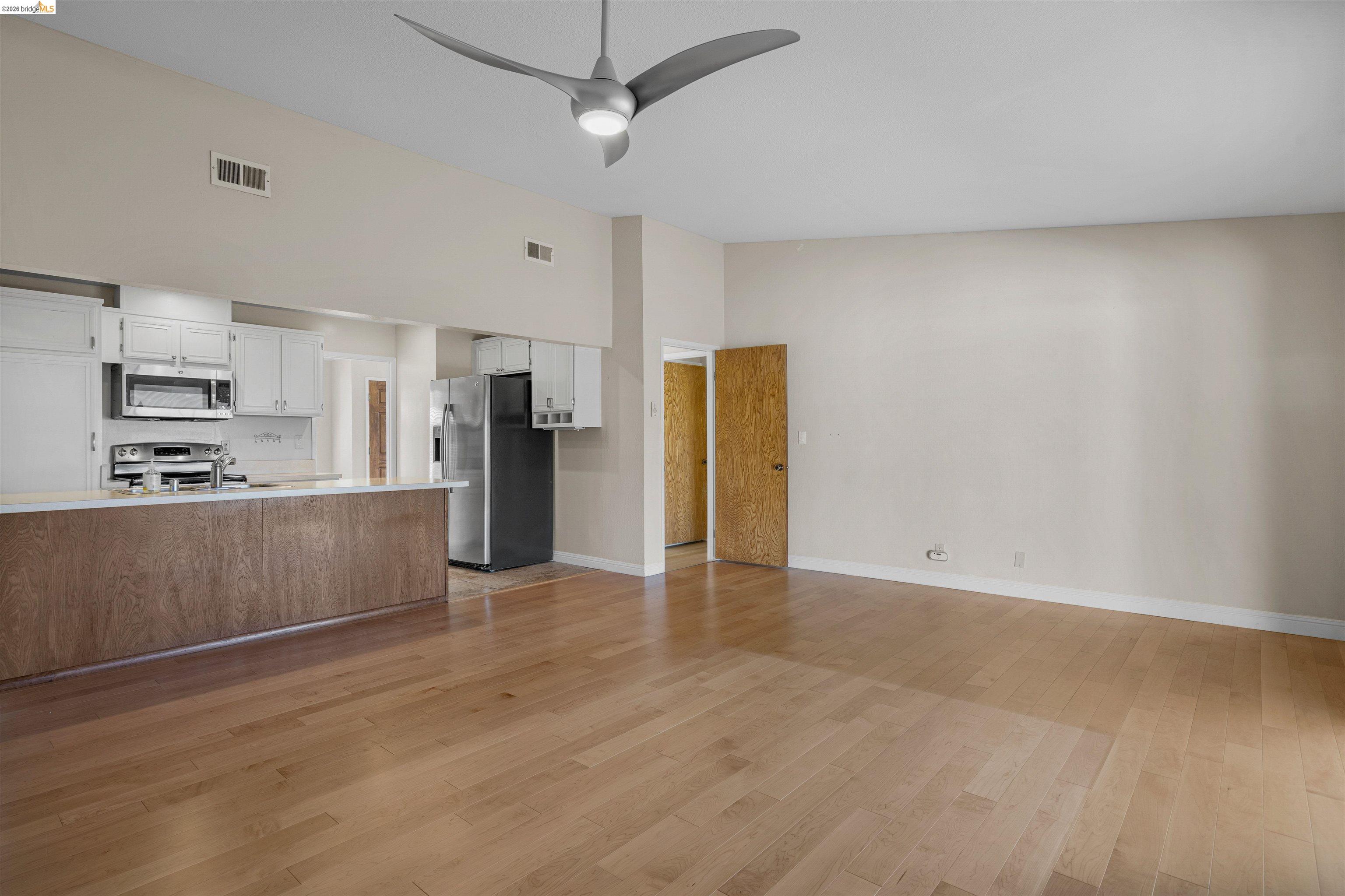 2662 Carmelita Way
