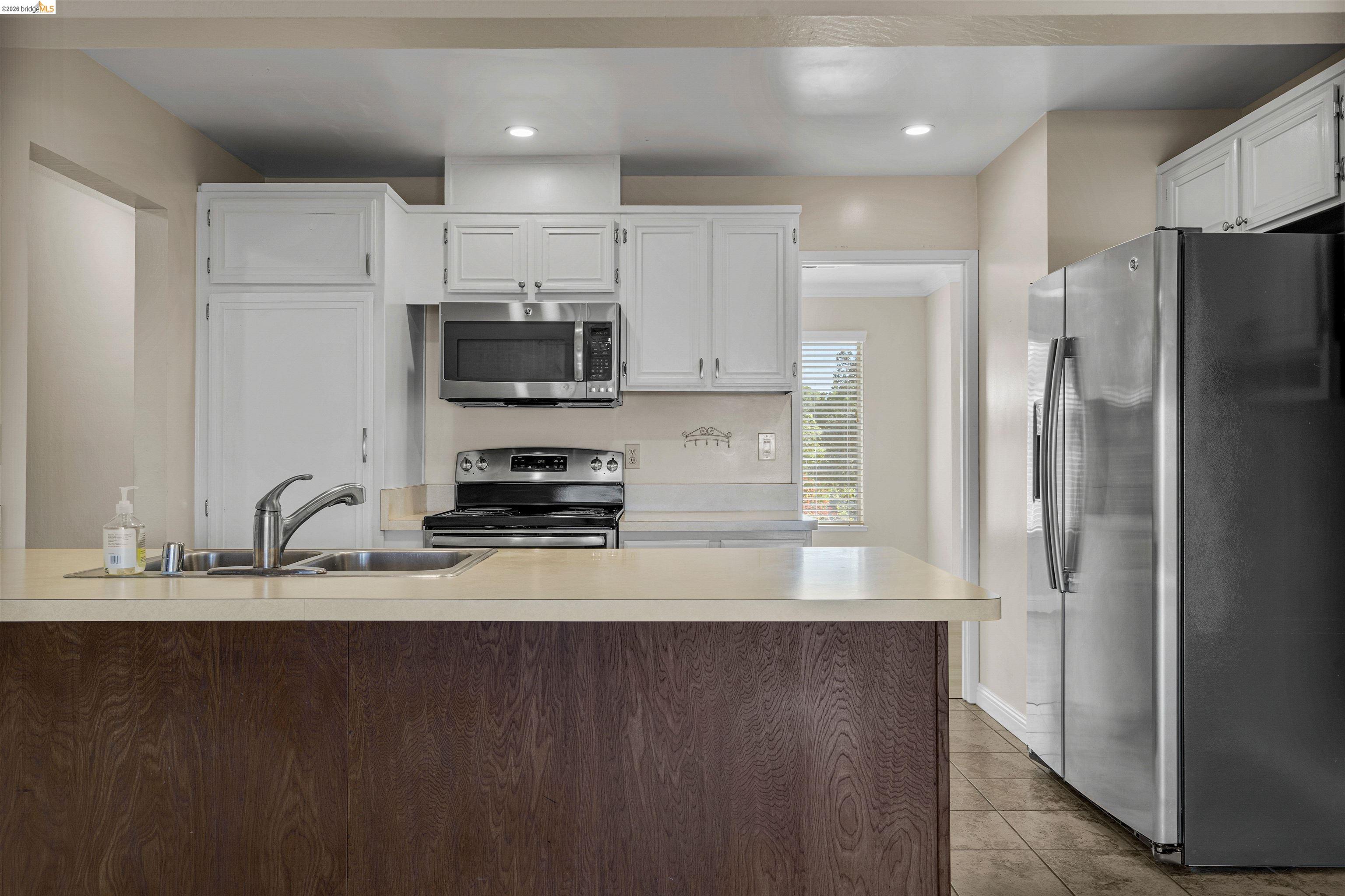 2662 Carmelita Way