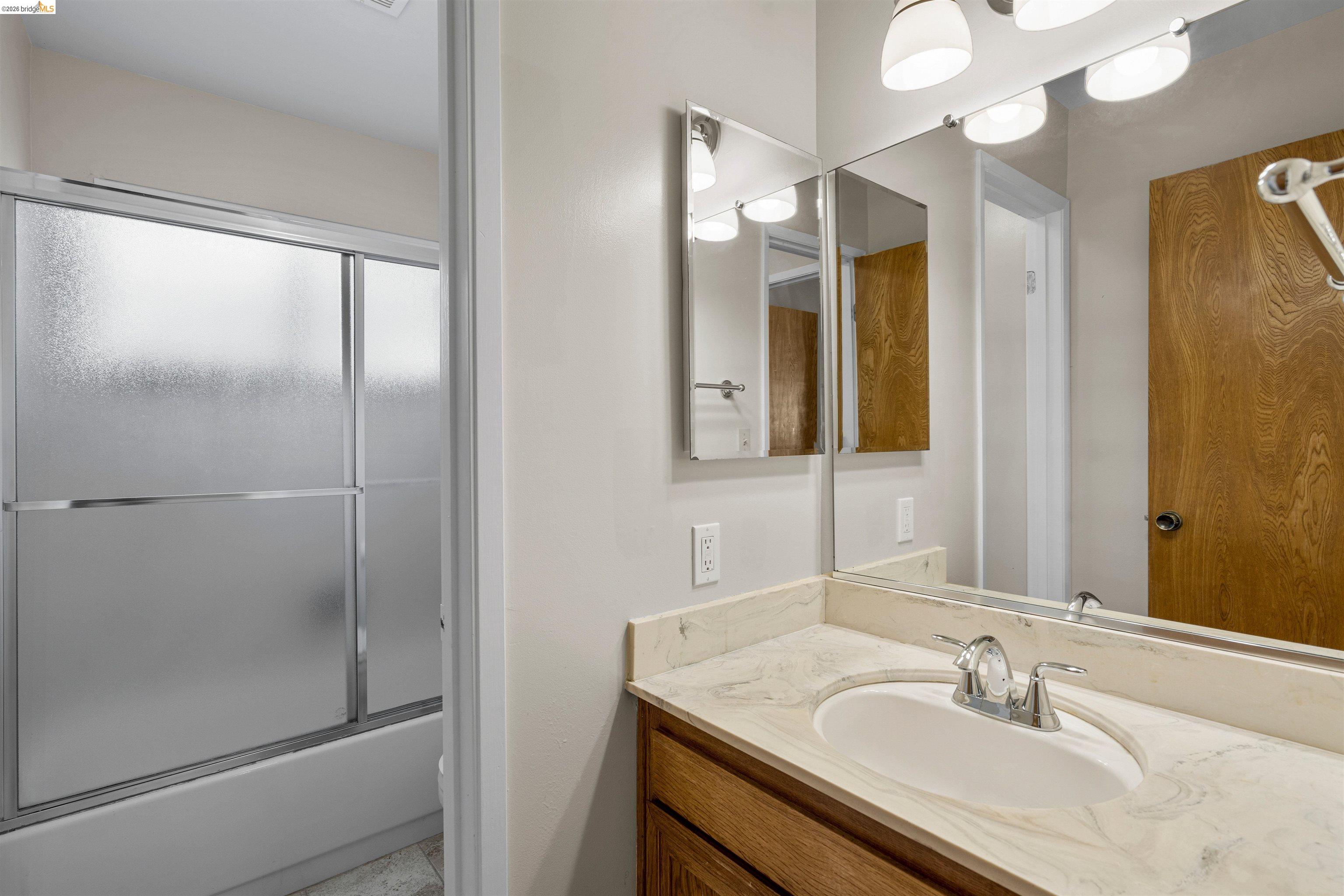 2662 Carmelita Way