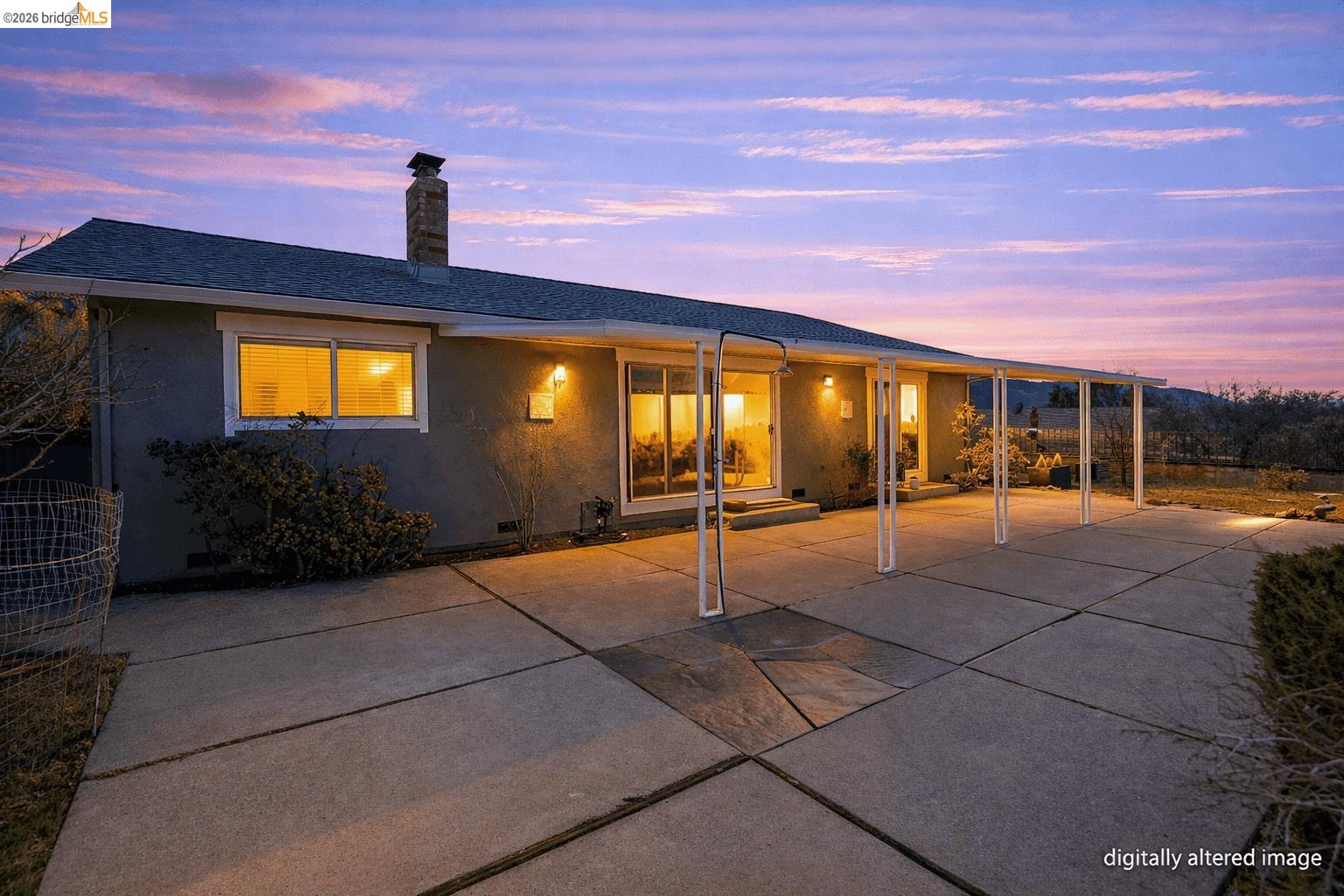 2662 Carmelita Way