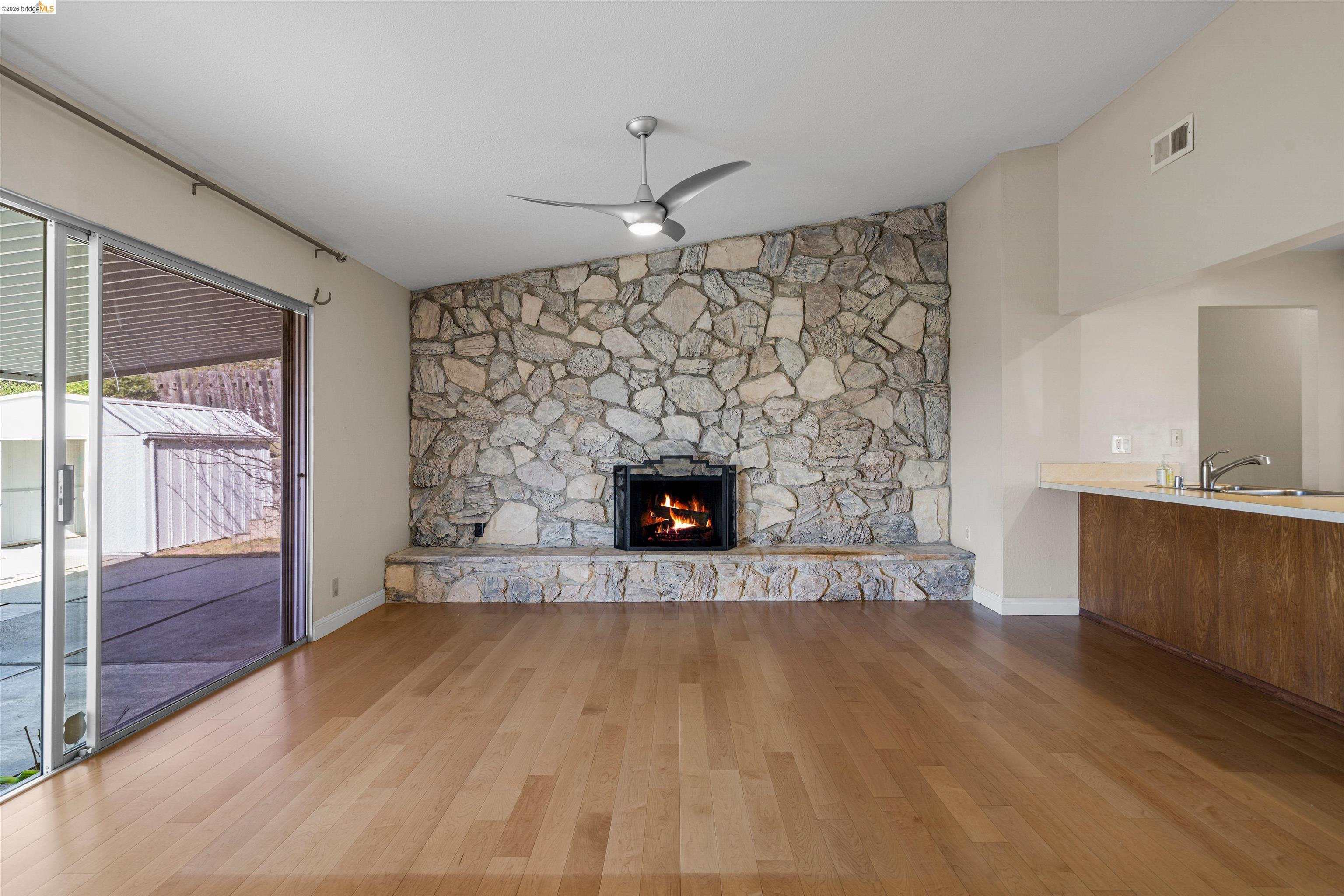 2662 Carmelita Way