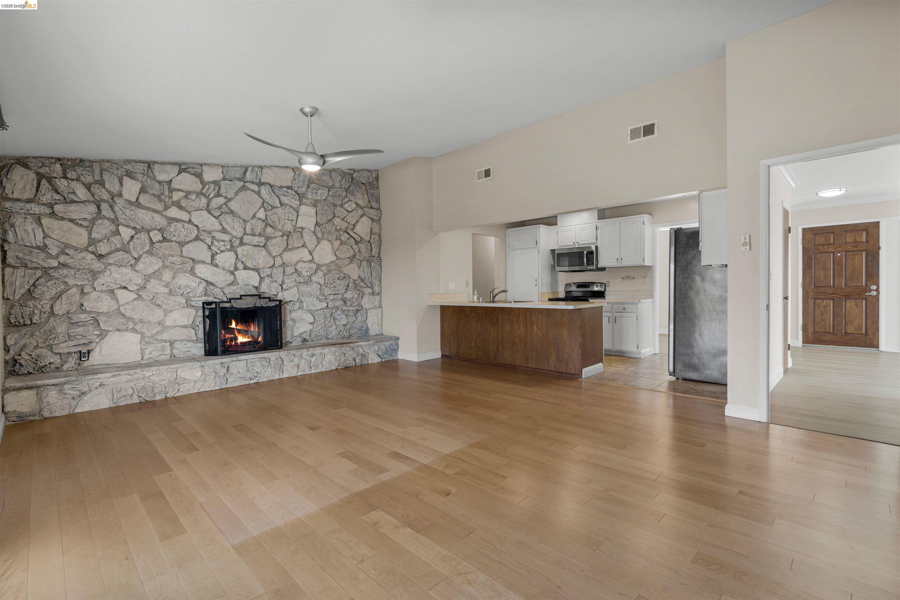 2662 Carmelita Way