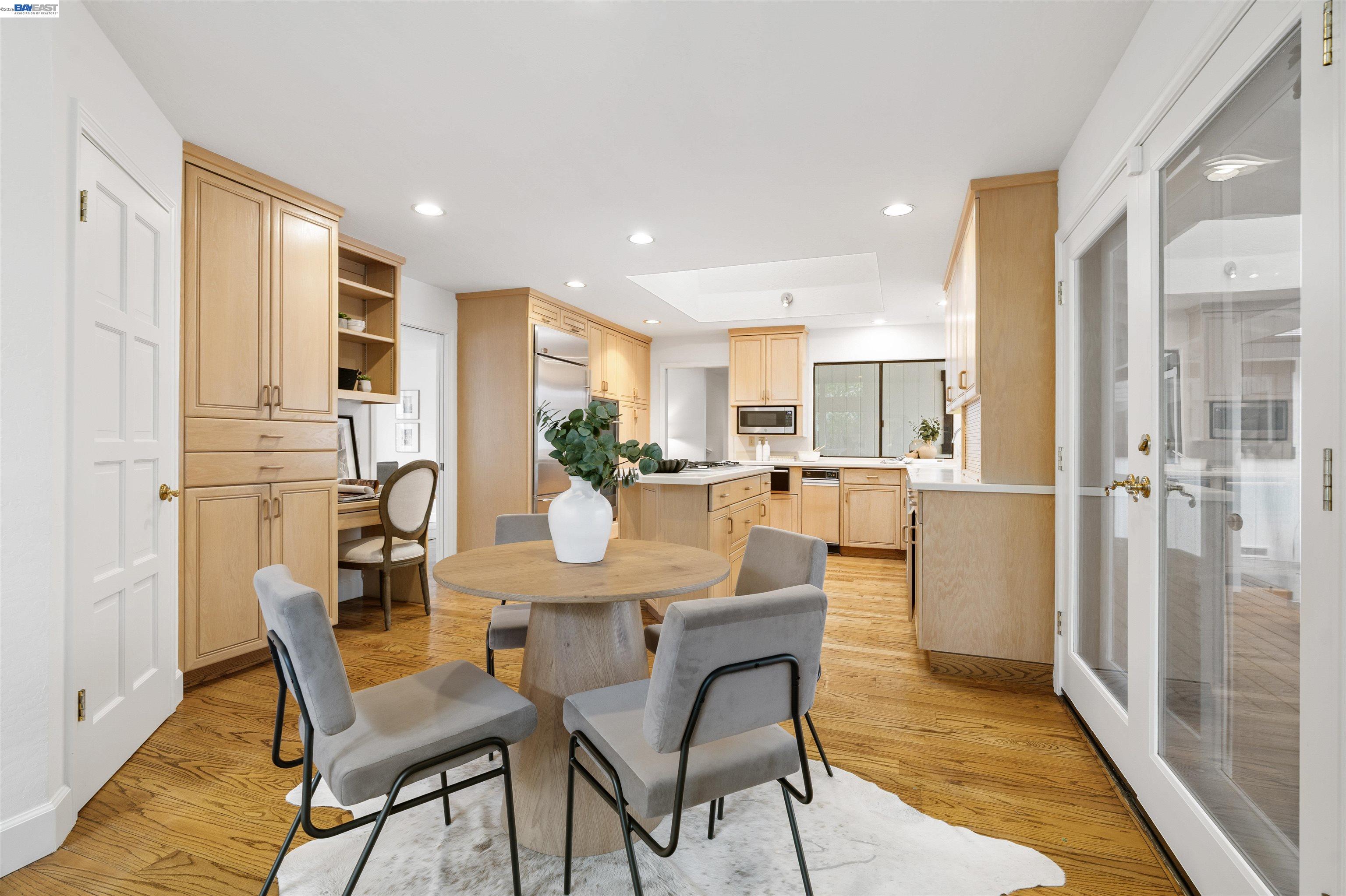 279 Bolla Ave