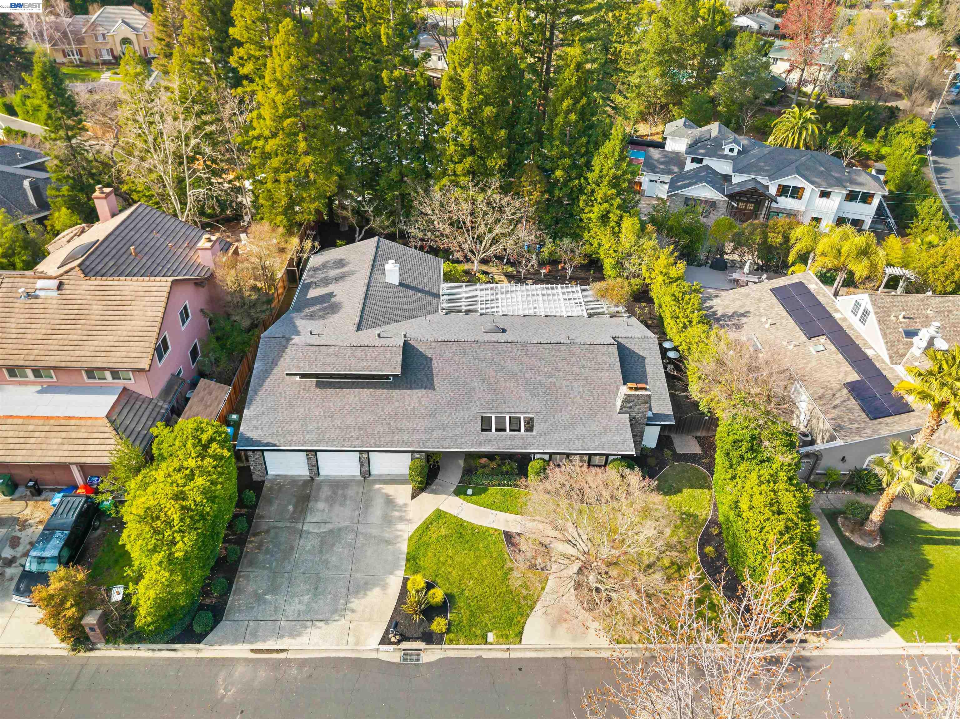 279 Bolla Ave