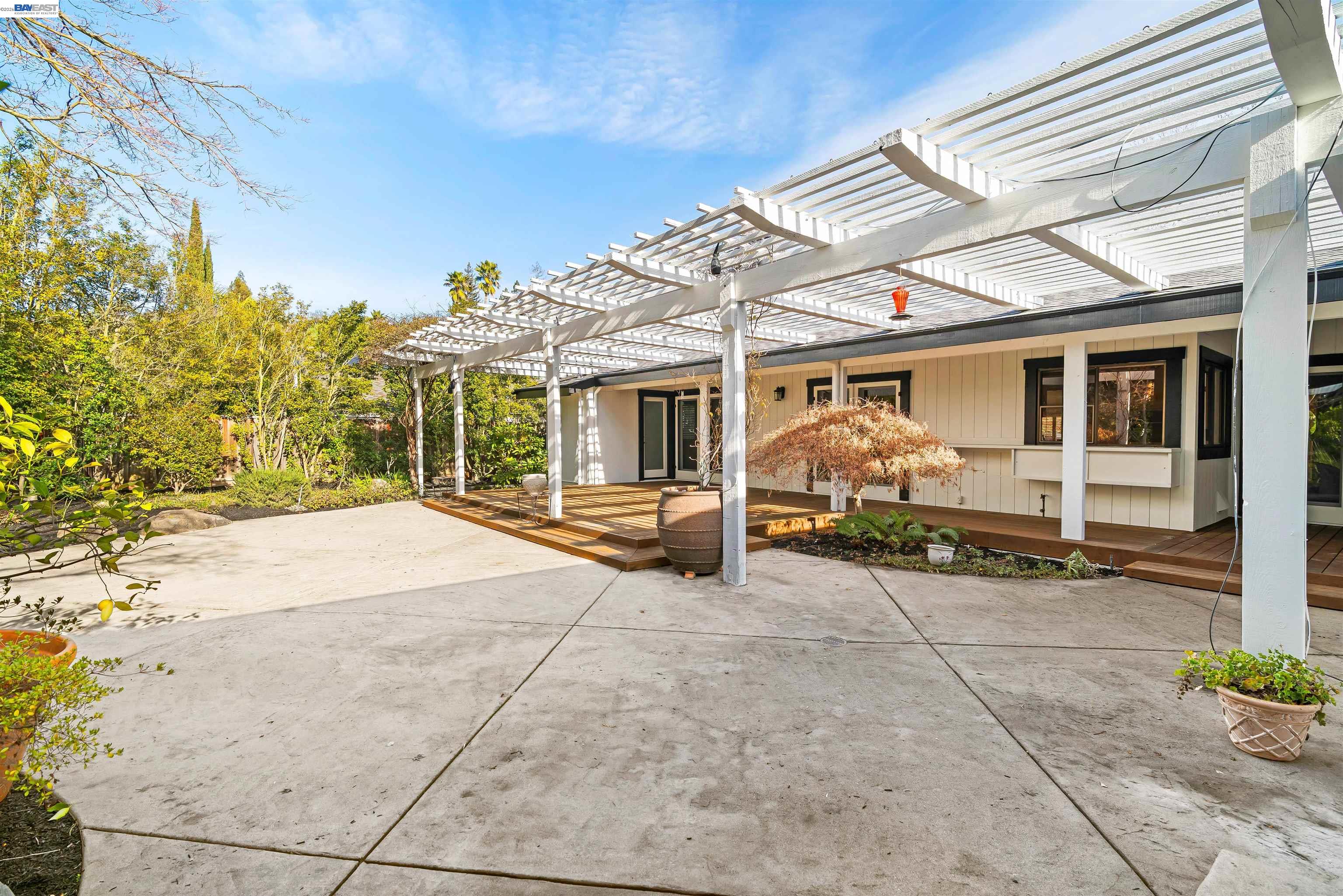 279 Bolla Ave