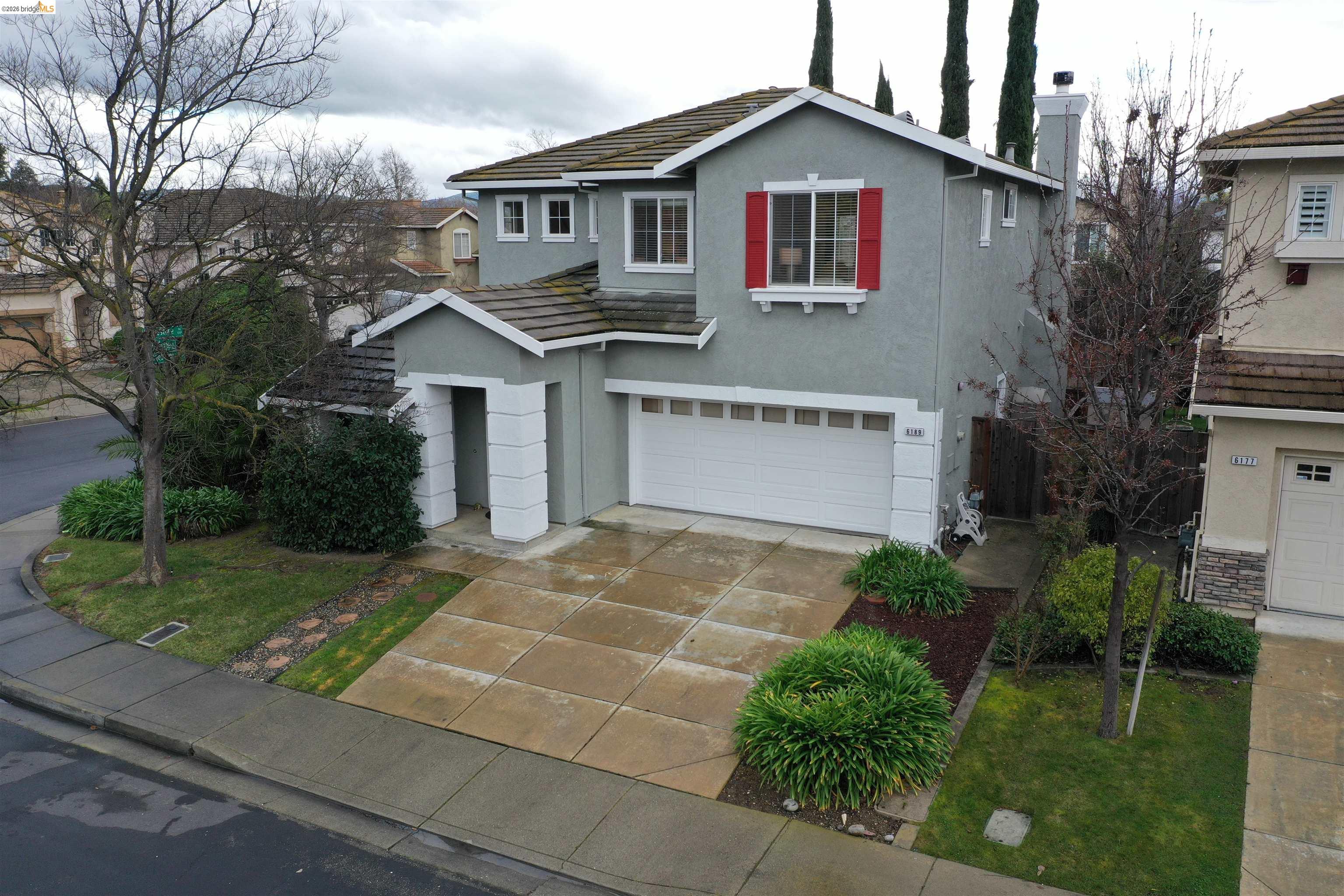 6189 Fieldstone Dr