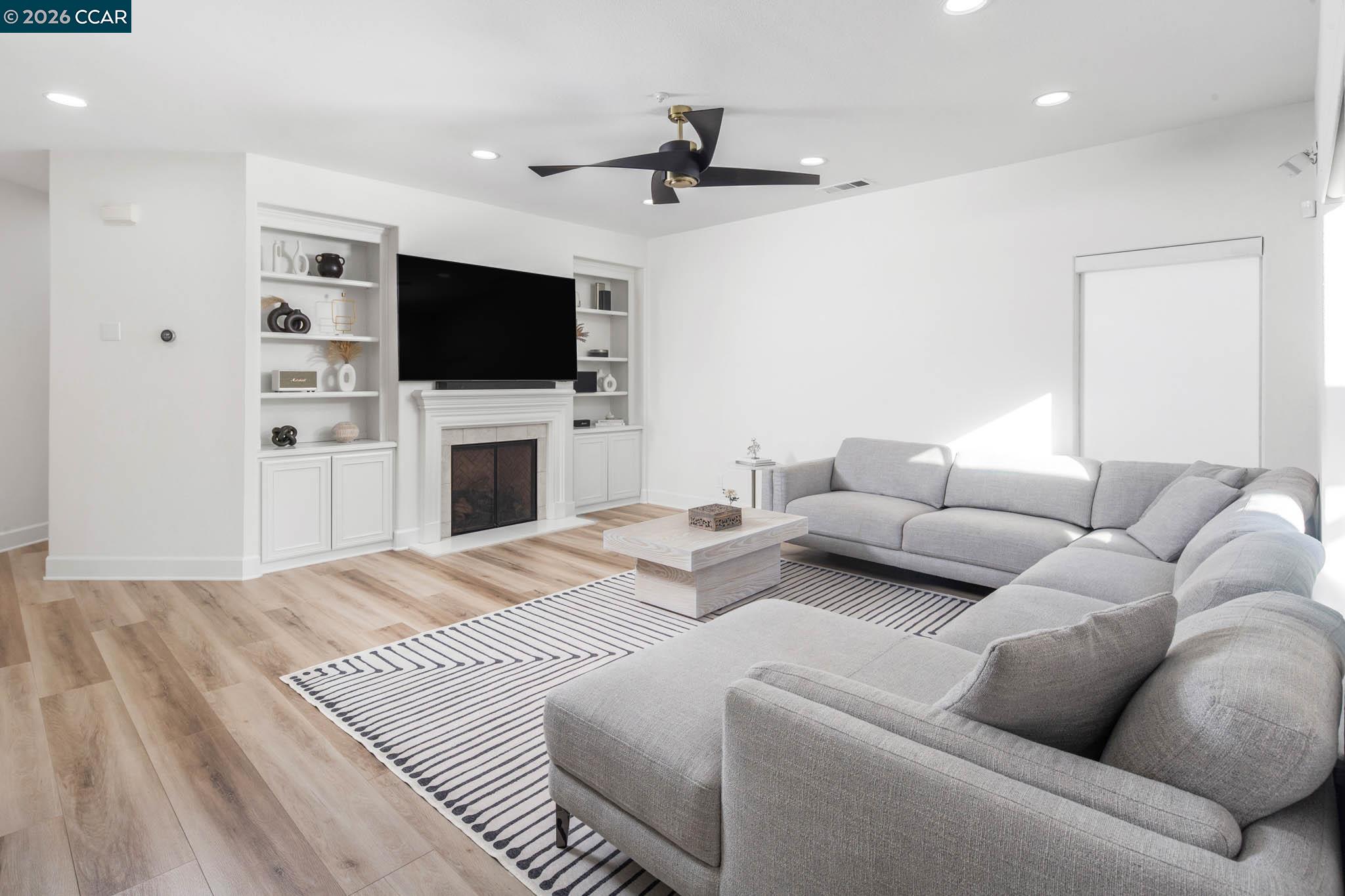 2373 Alsace Ct