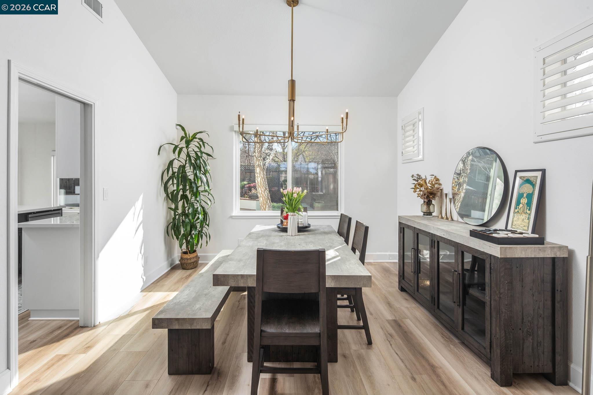 2373 Alsace Ct