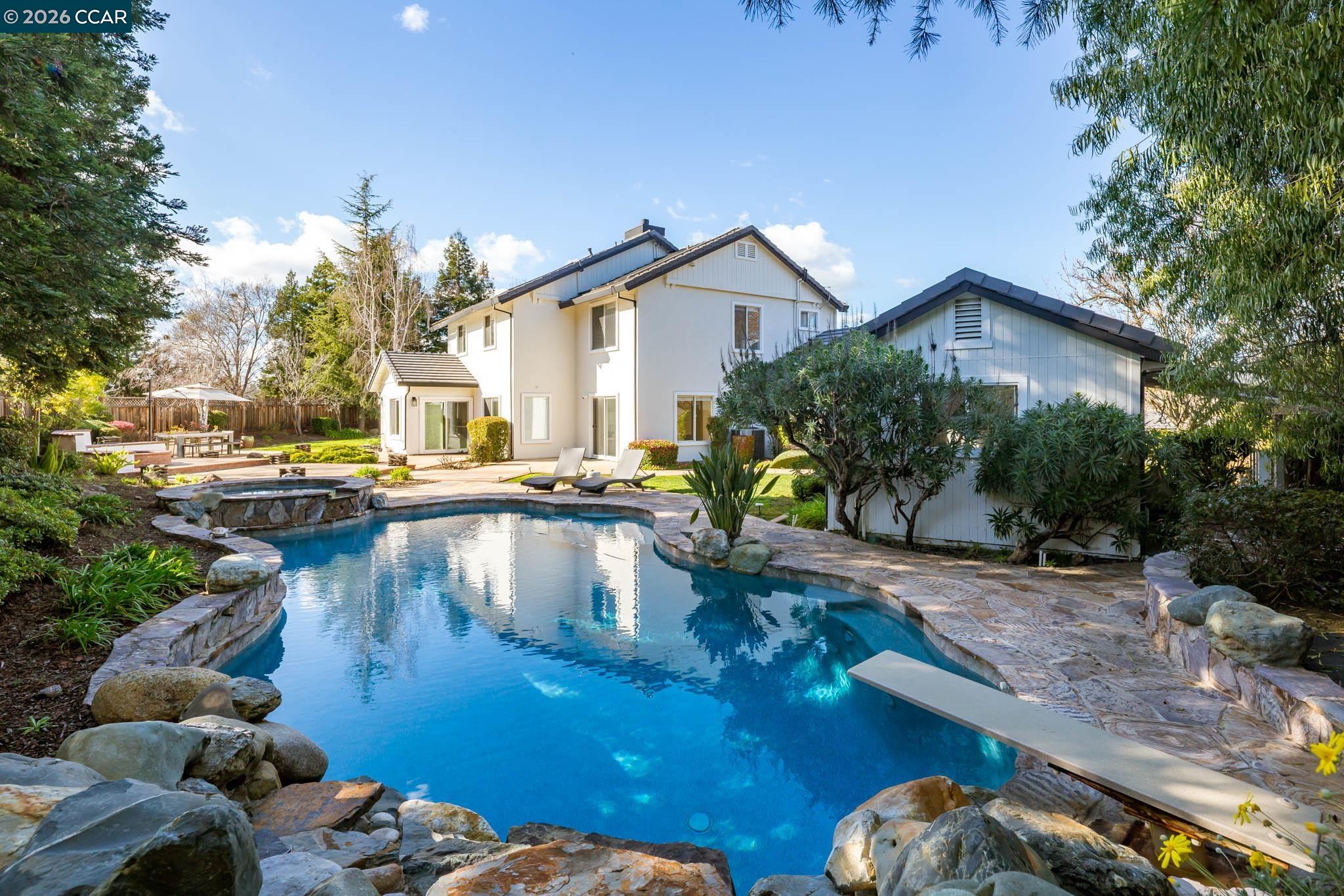 2373 Alsace Ct