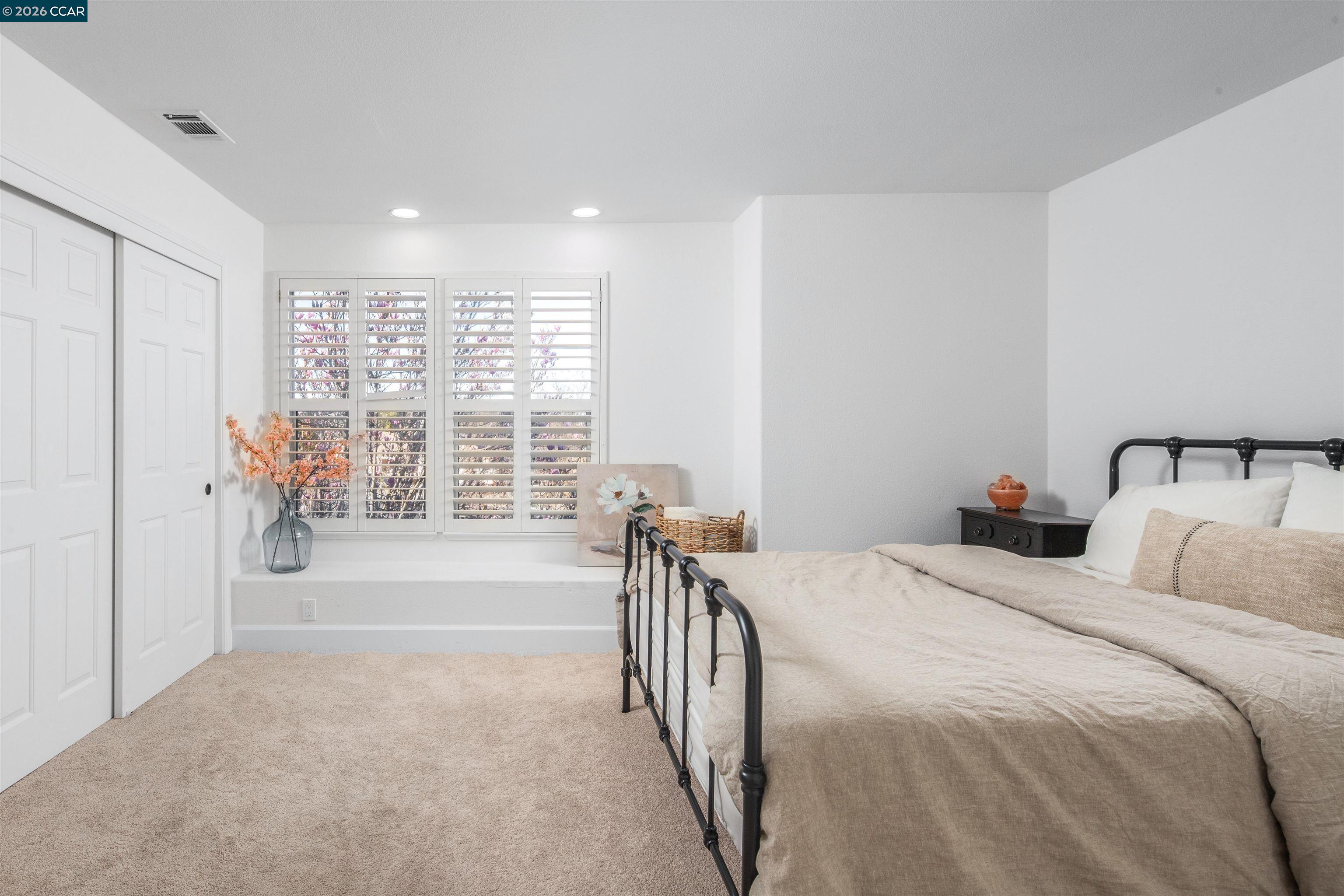 2373 Alsace Ct
