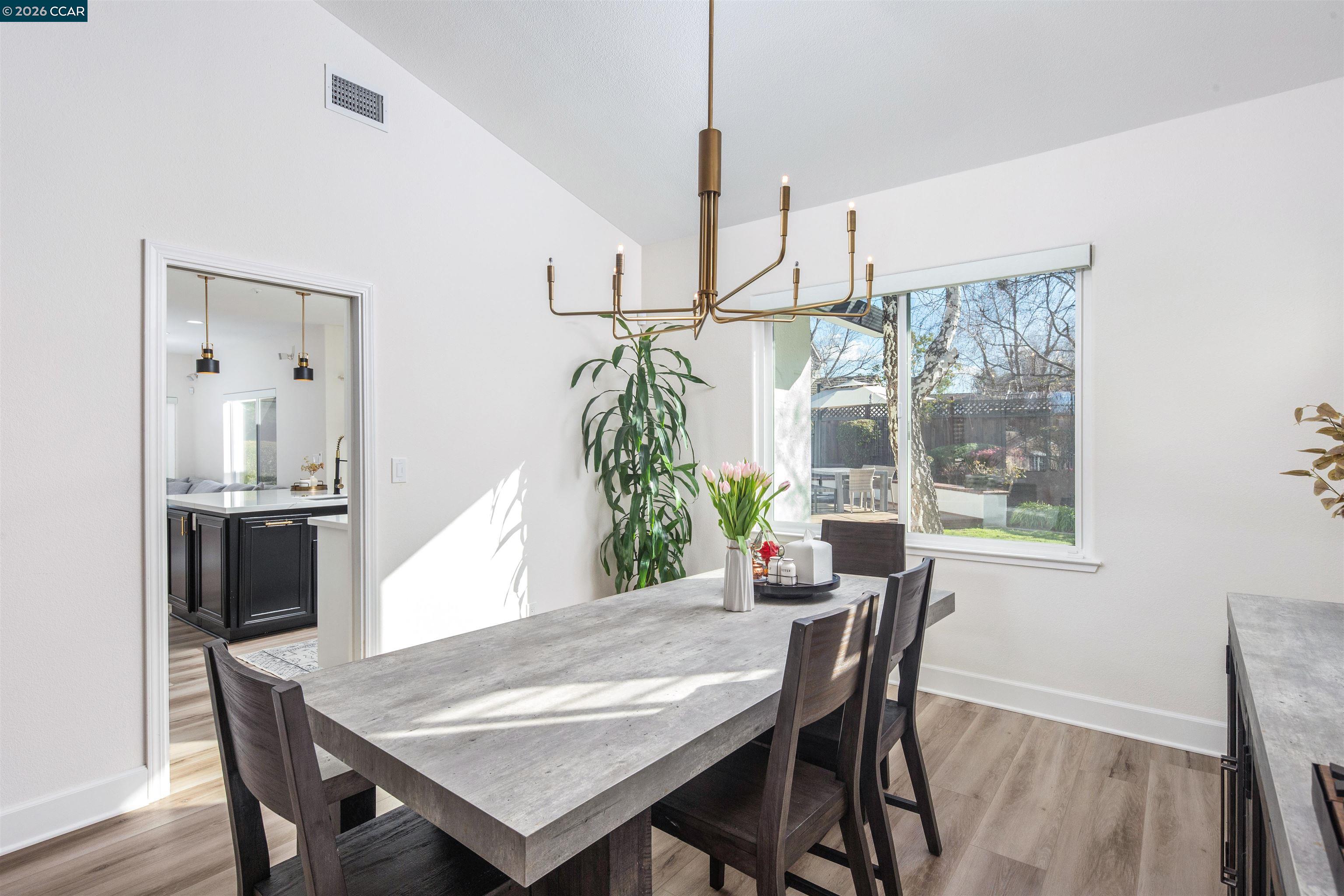 2373 Alsace Ct