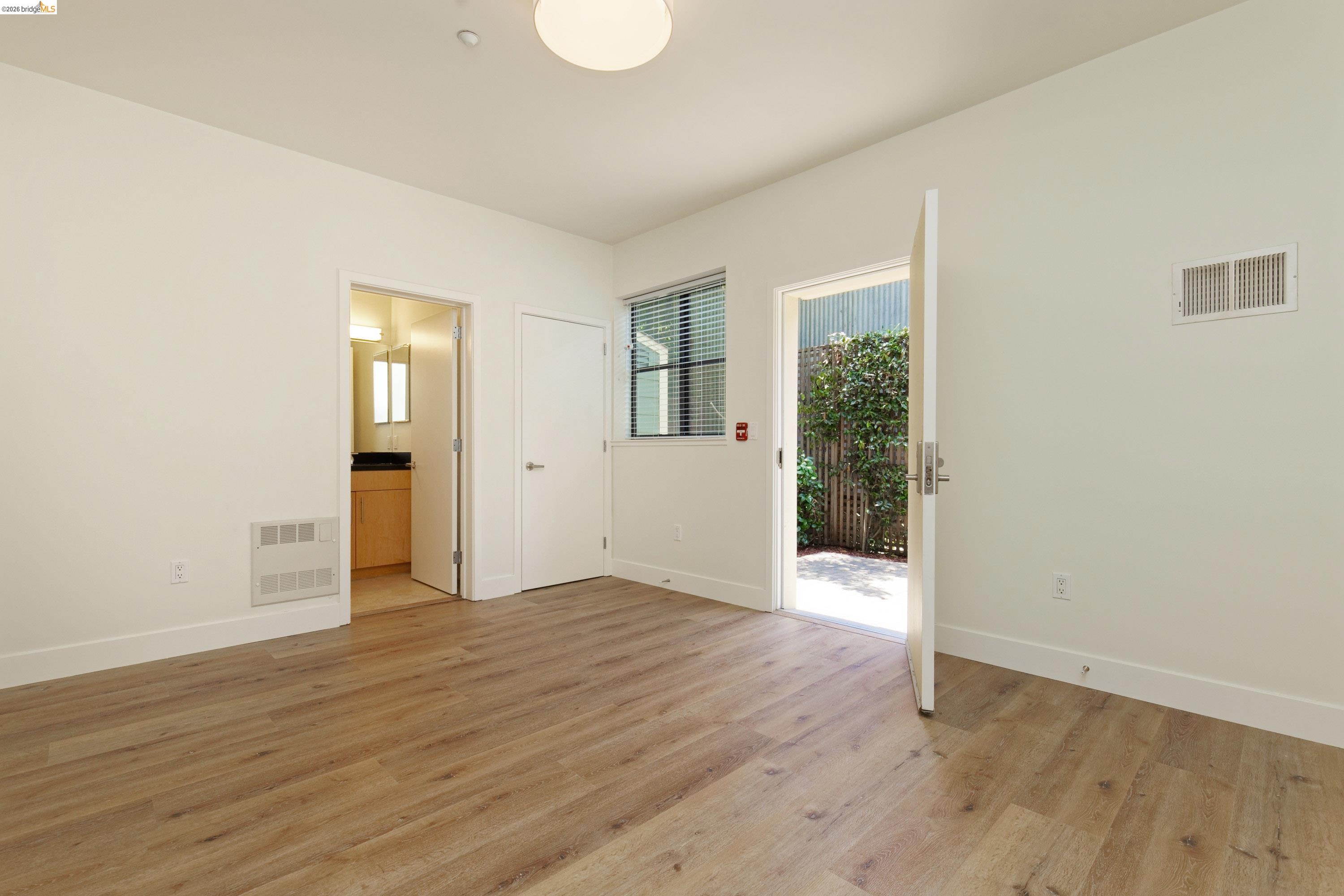 1565 32nd Street # 4