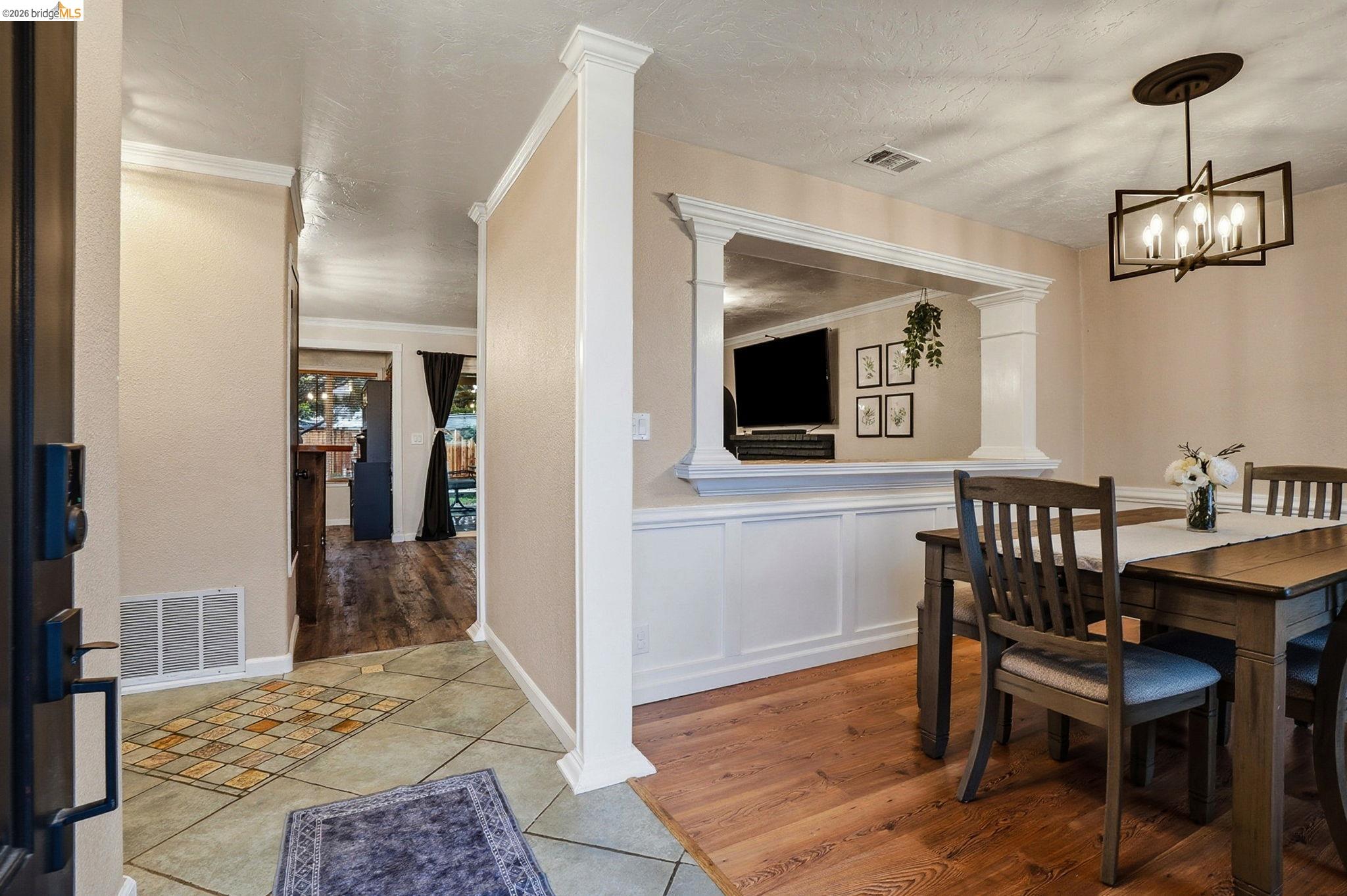 23 Shasta Dr