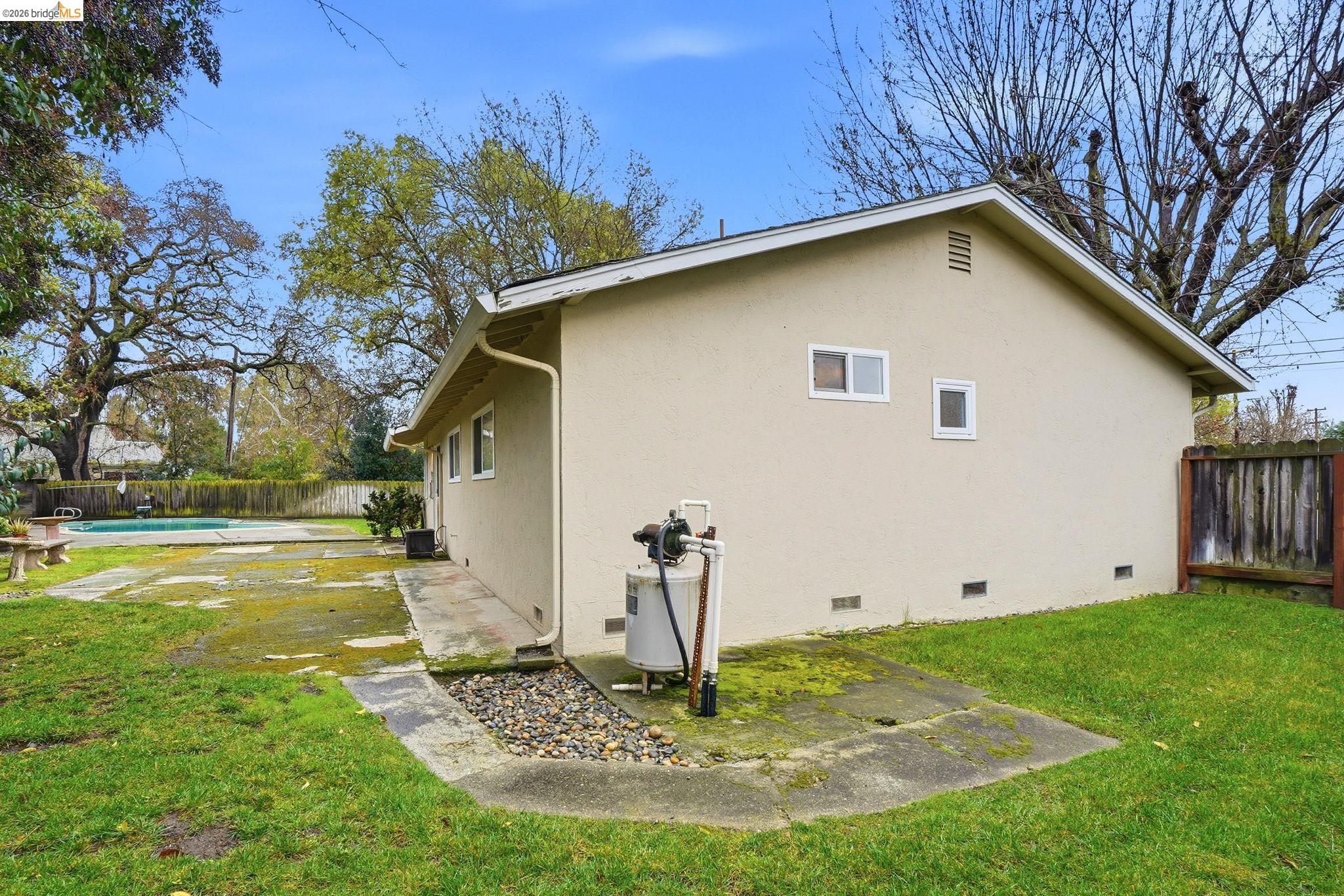 2758 Wexford Dr