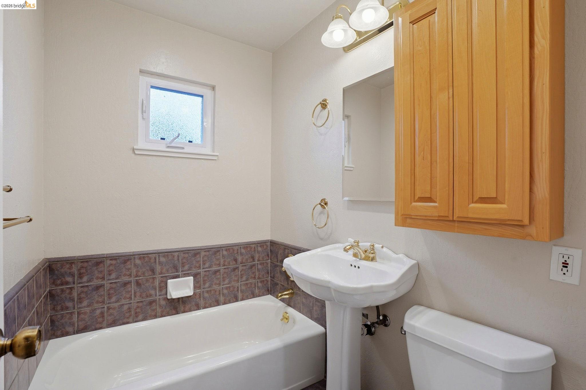 2758 Wexford Dr