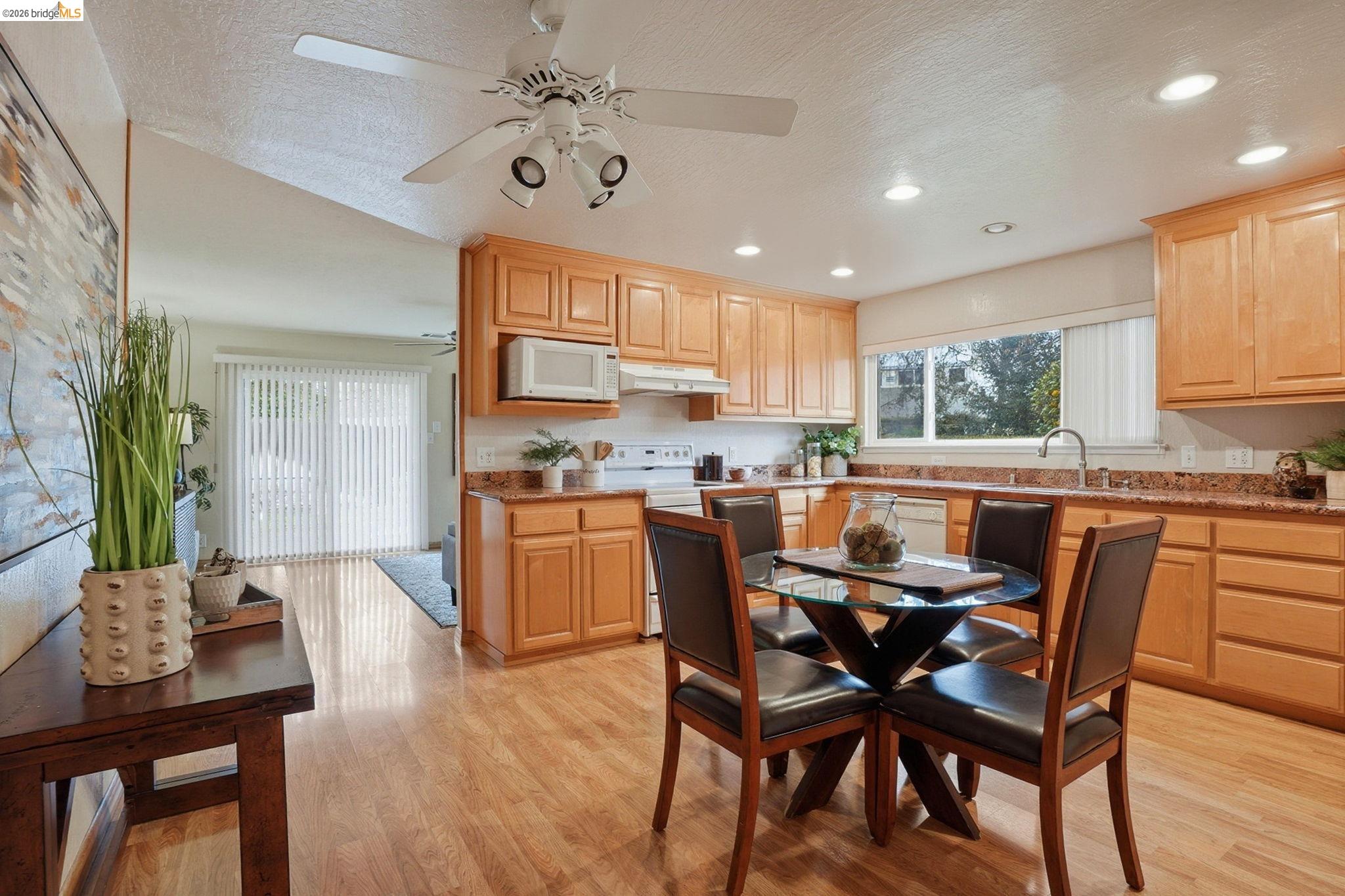 2758 Wexford Dr
