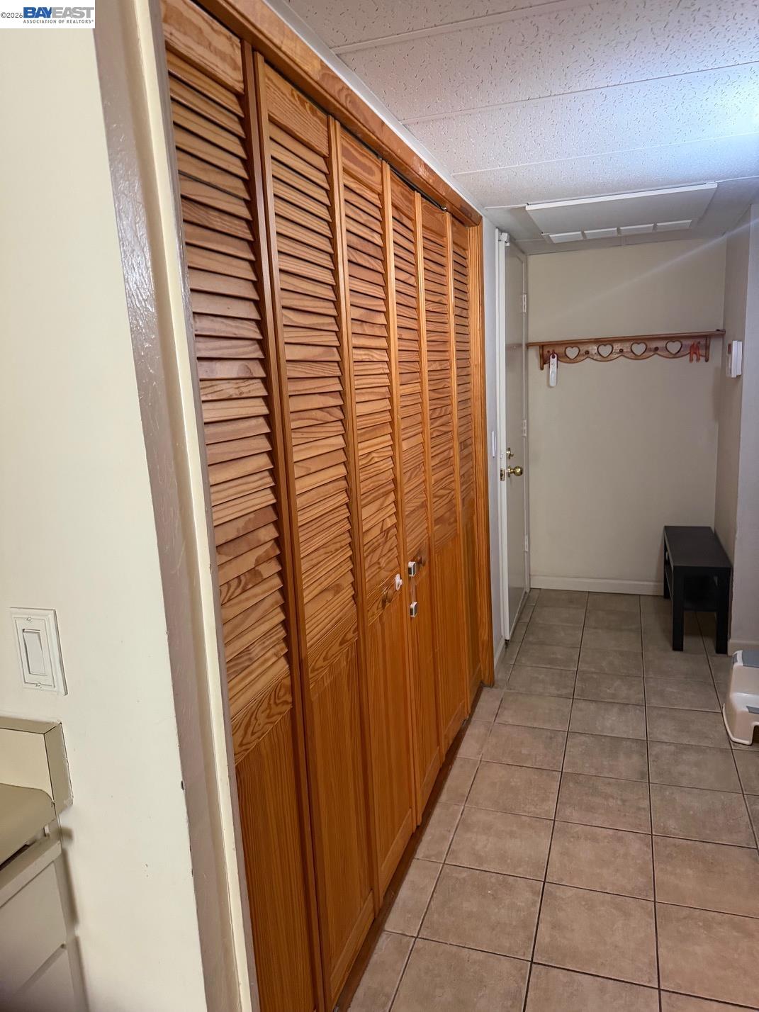 320 N Civic Dr # 103