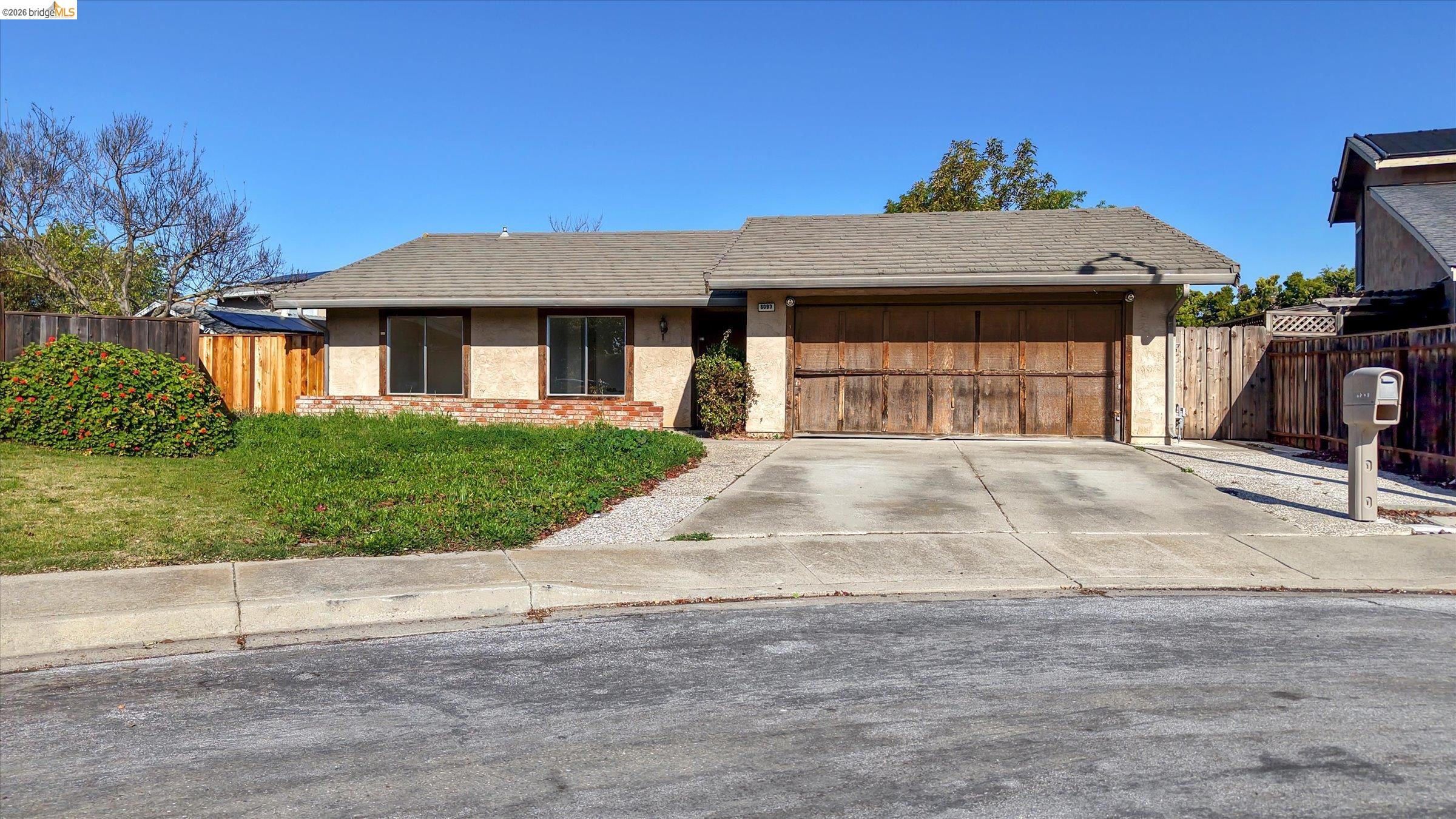 8093 Del Monte Ave