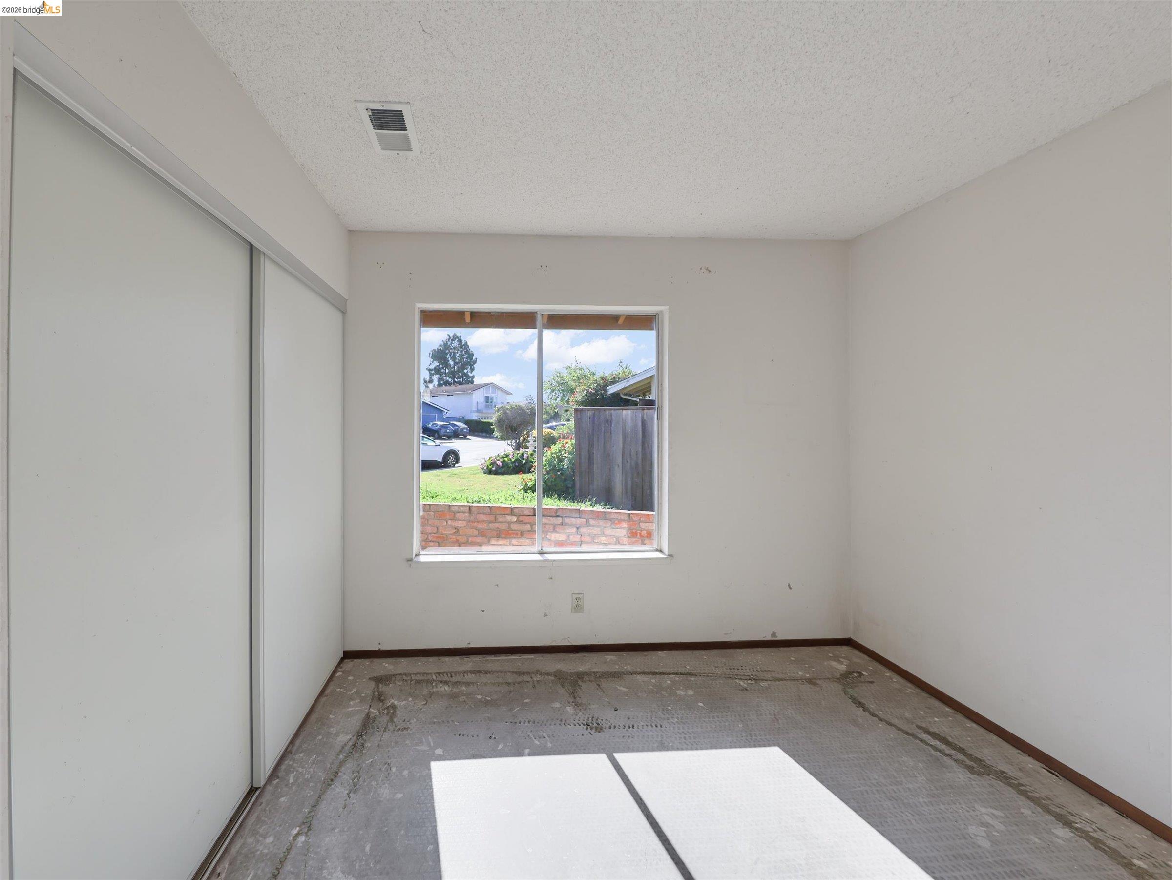 8093 Del Monte Ave