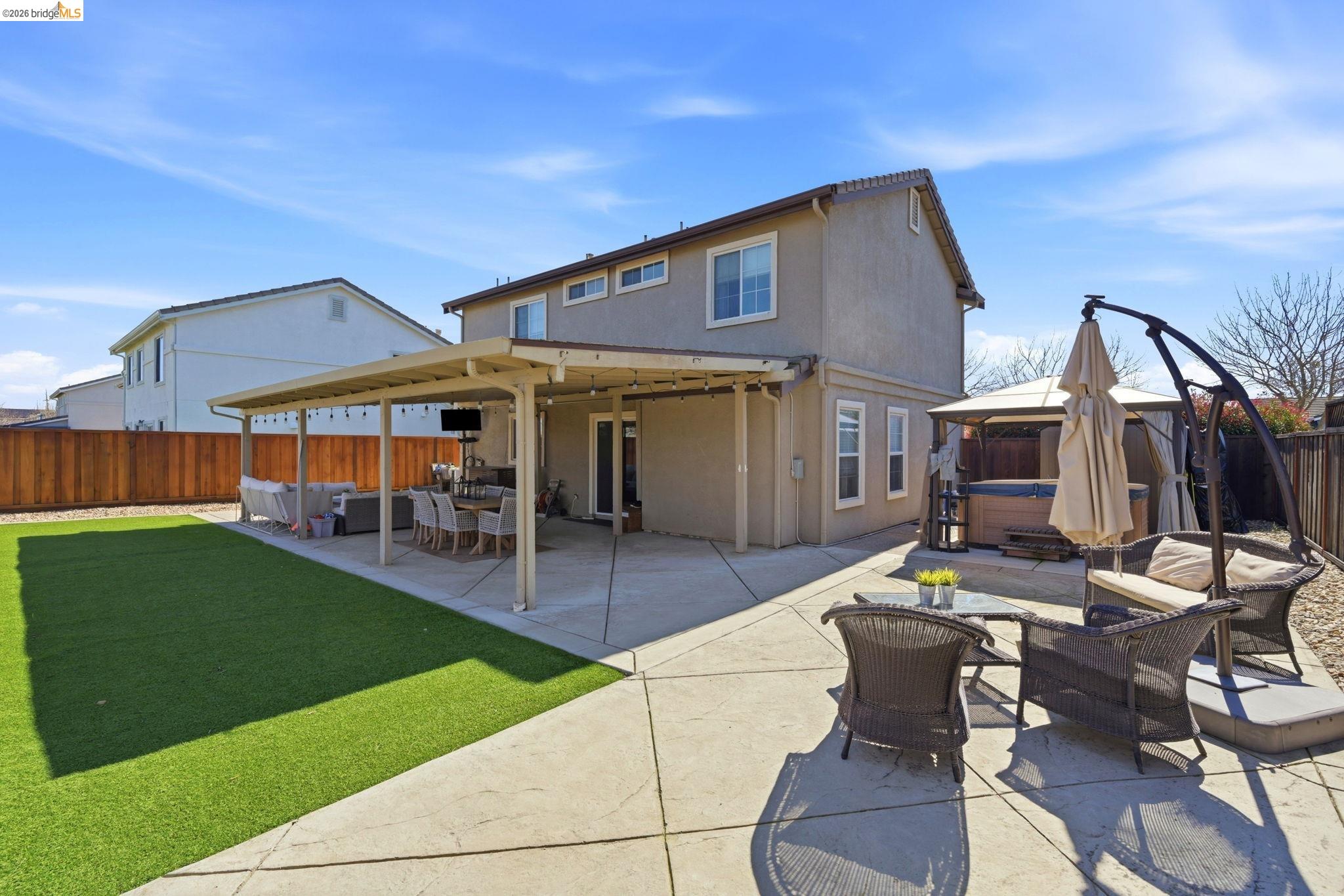 211 Brushwood Pl