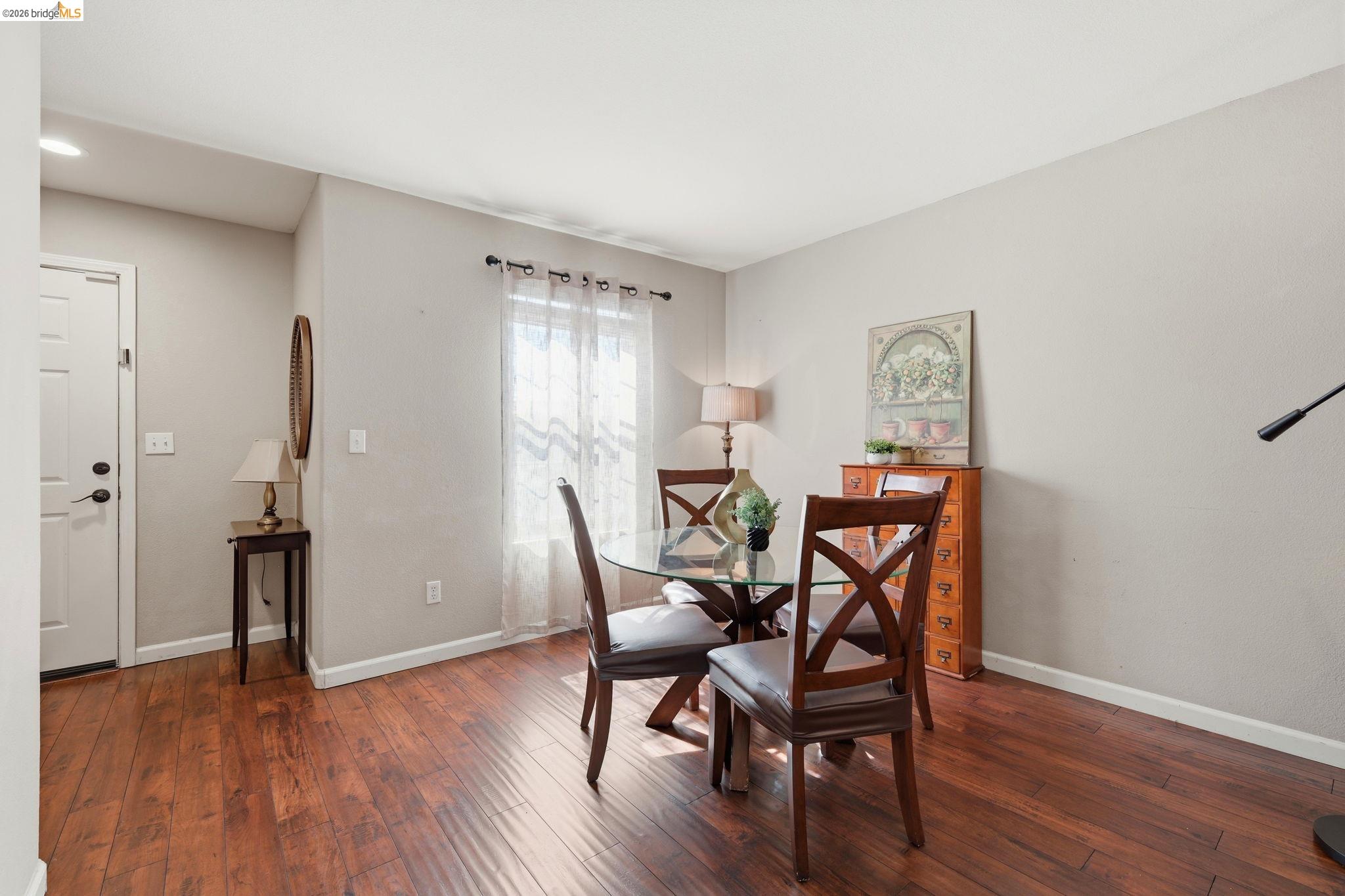 211 Brushwood Pl