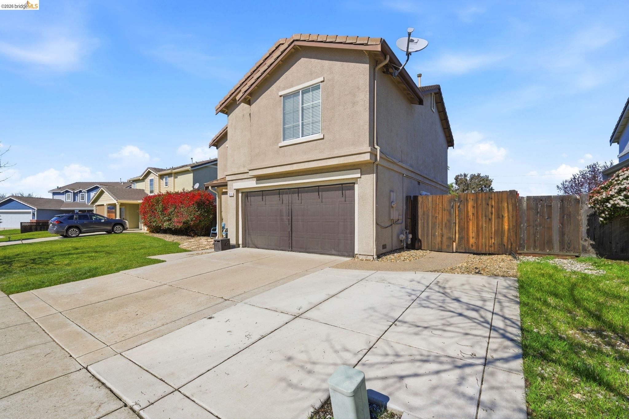 211 Brushwood Pl