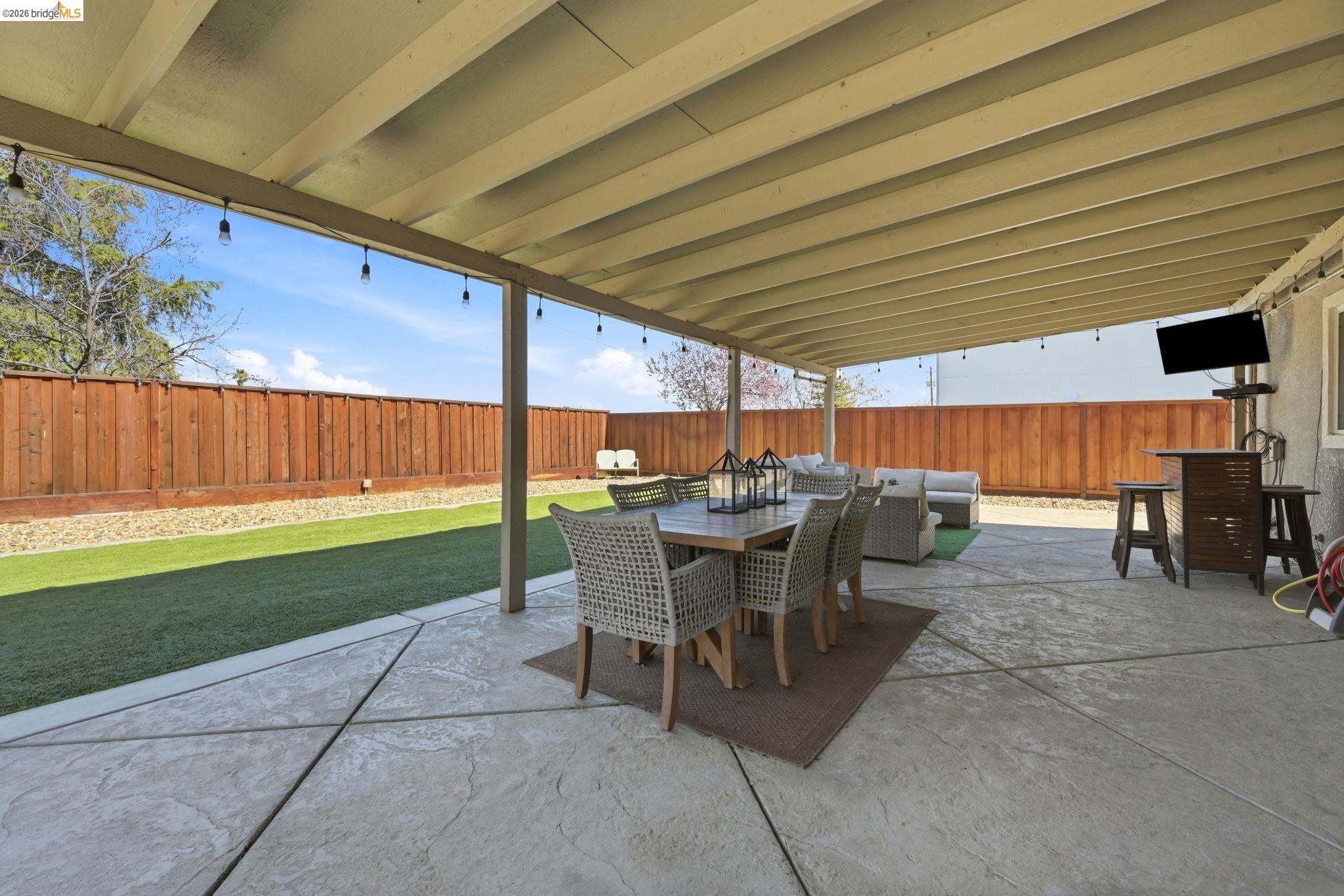 211 Brushwood Pl
