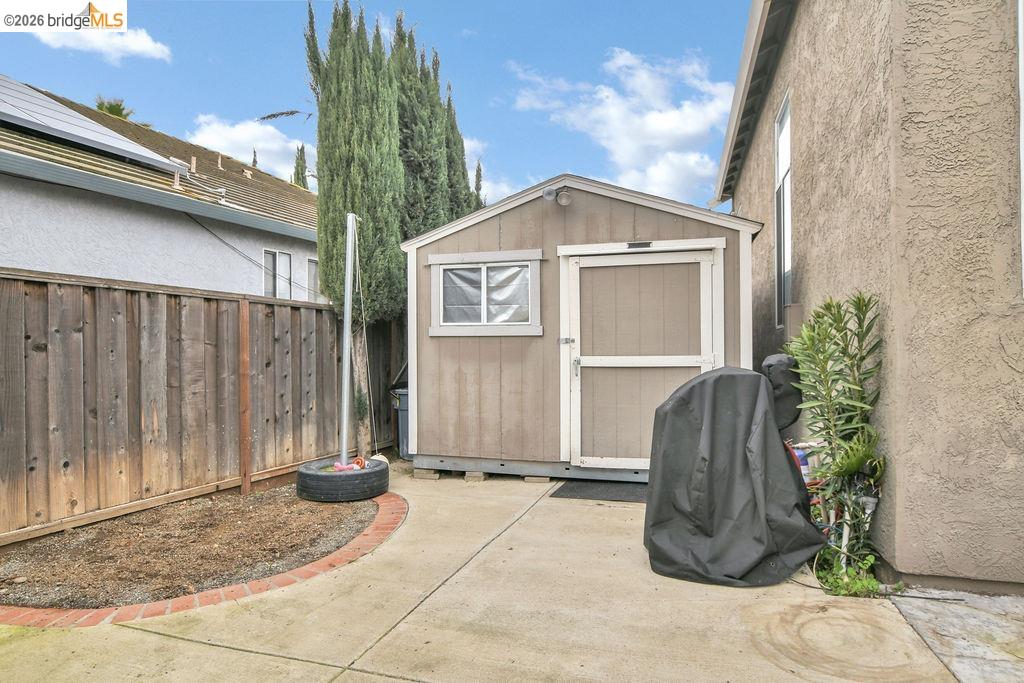 4010 Goleta Pl