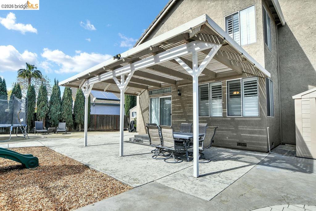 4010 Goleta Pl
