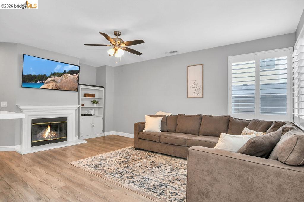 4010 Goleta Pl
